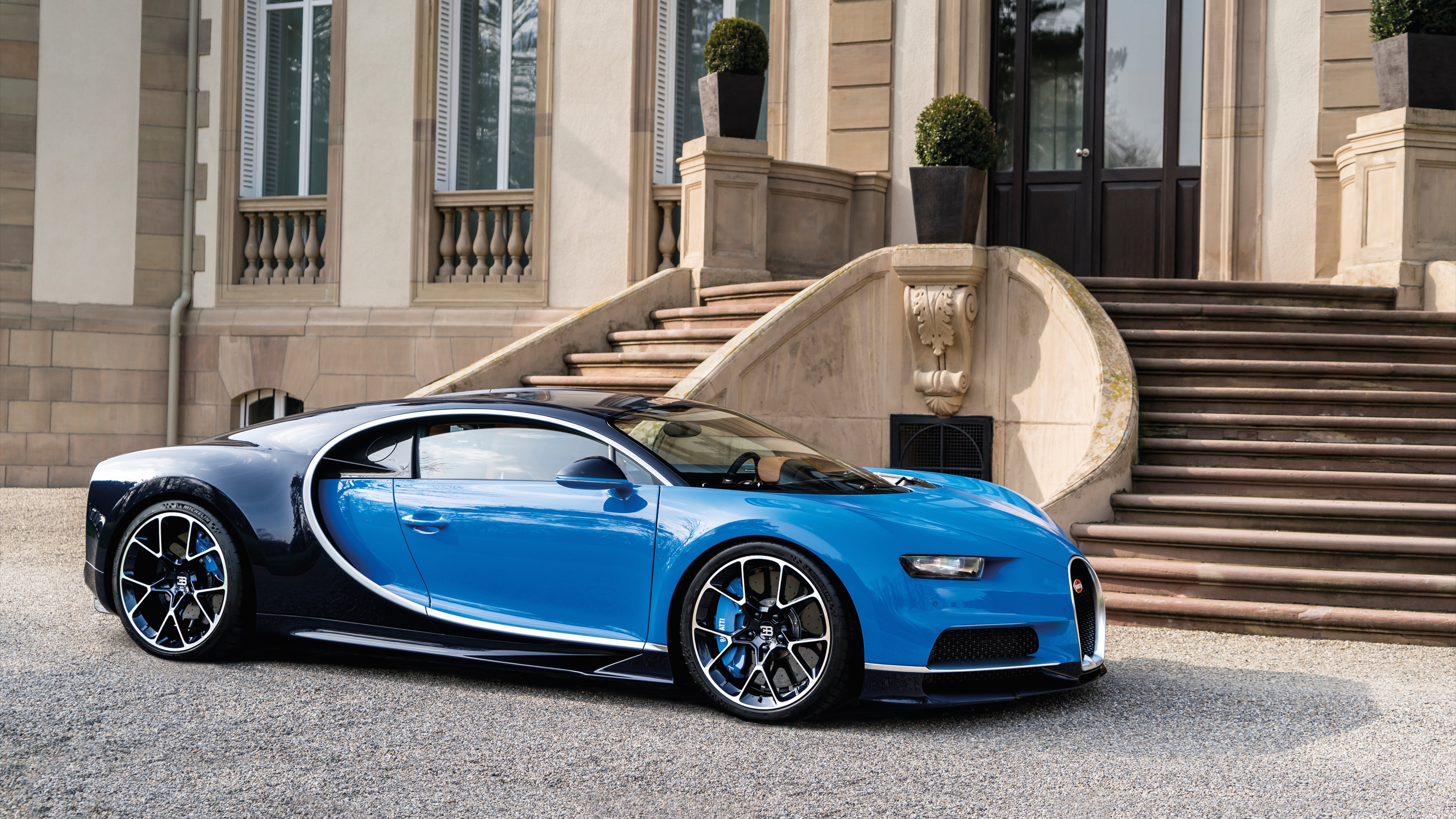 Mobile Wallpaper Bugatti Chiron 