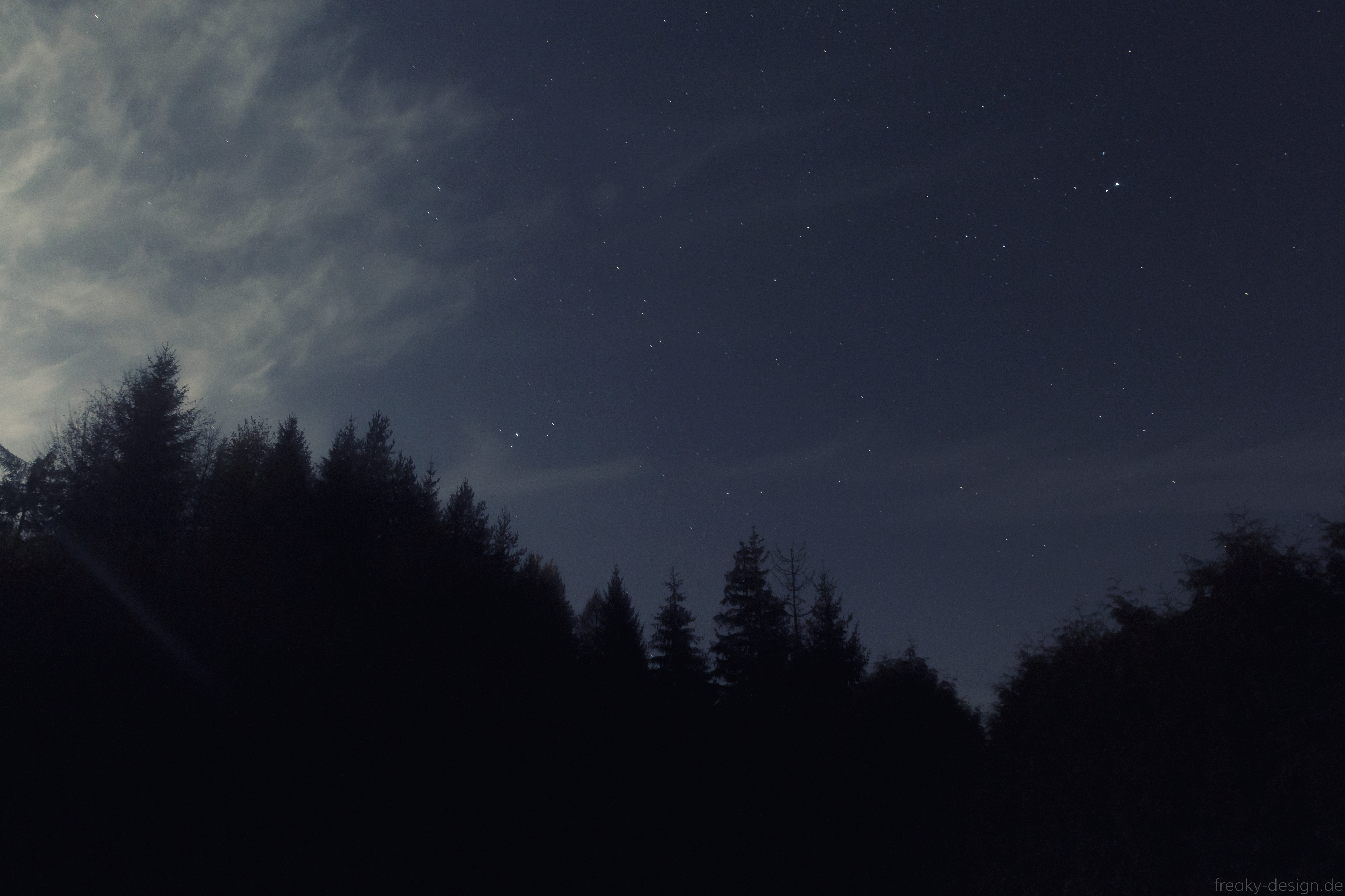 149259 Hintergrundbild herunterladen übernachtung, bäume, dunkel, sternenhimmel, dunkelheit - Bildschirmschoner und Bilder kostenlos