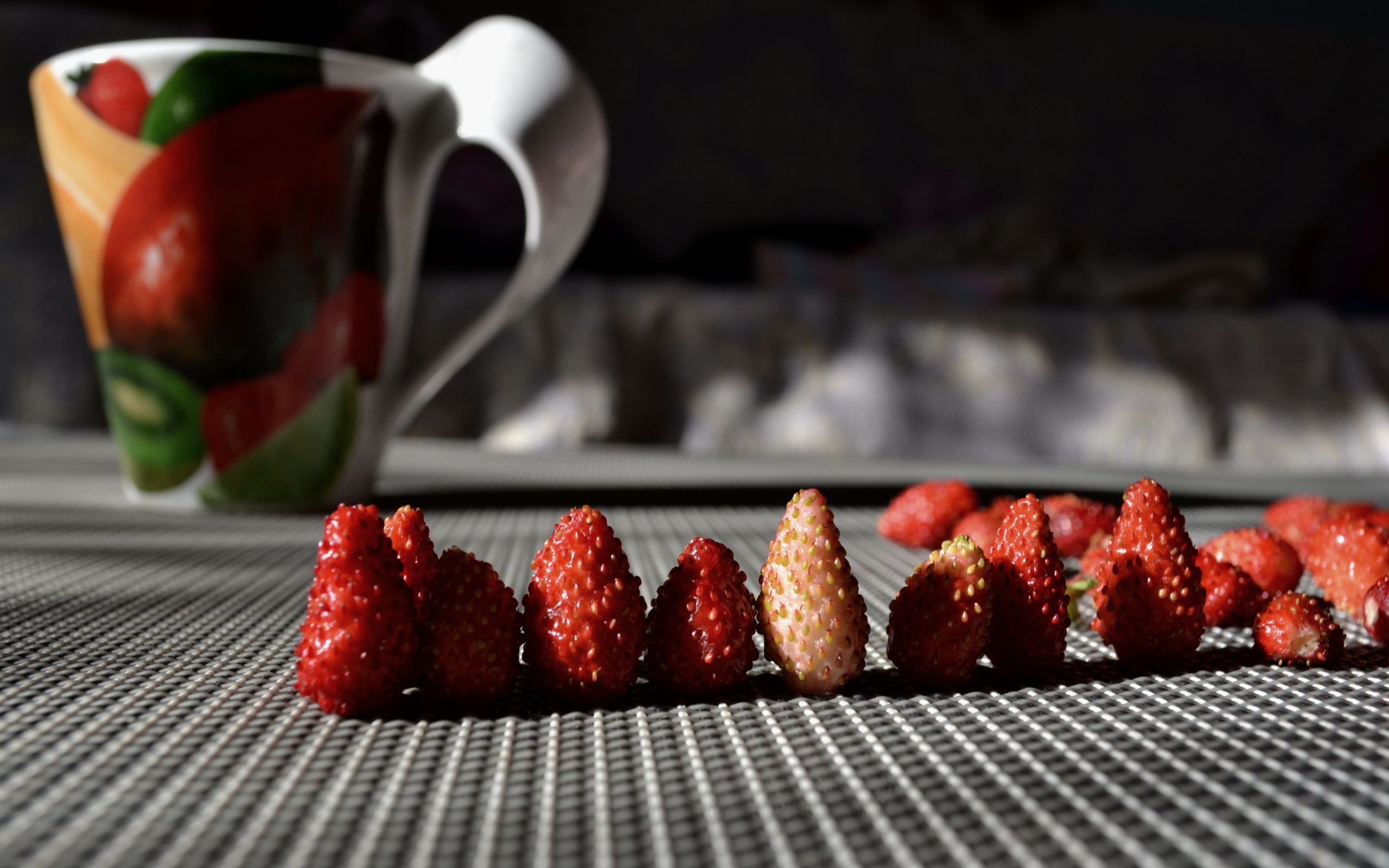 Handy-Wallpaper Lebensmittel, Erdbeere kostenlos herunterladen.