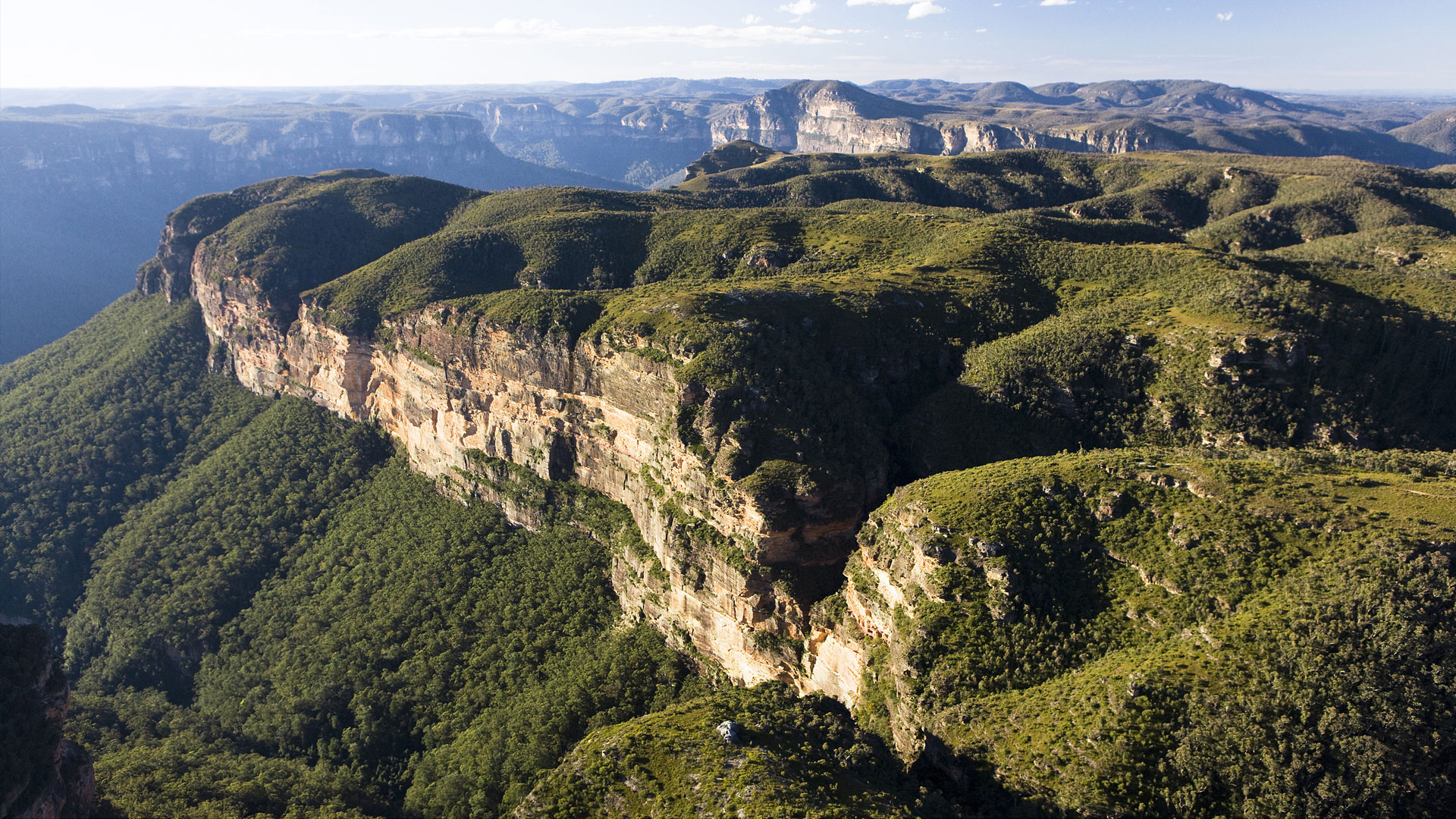 HQ Blue Mountains Background Images