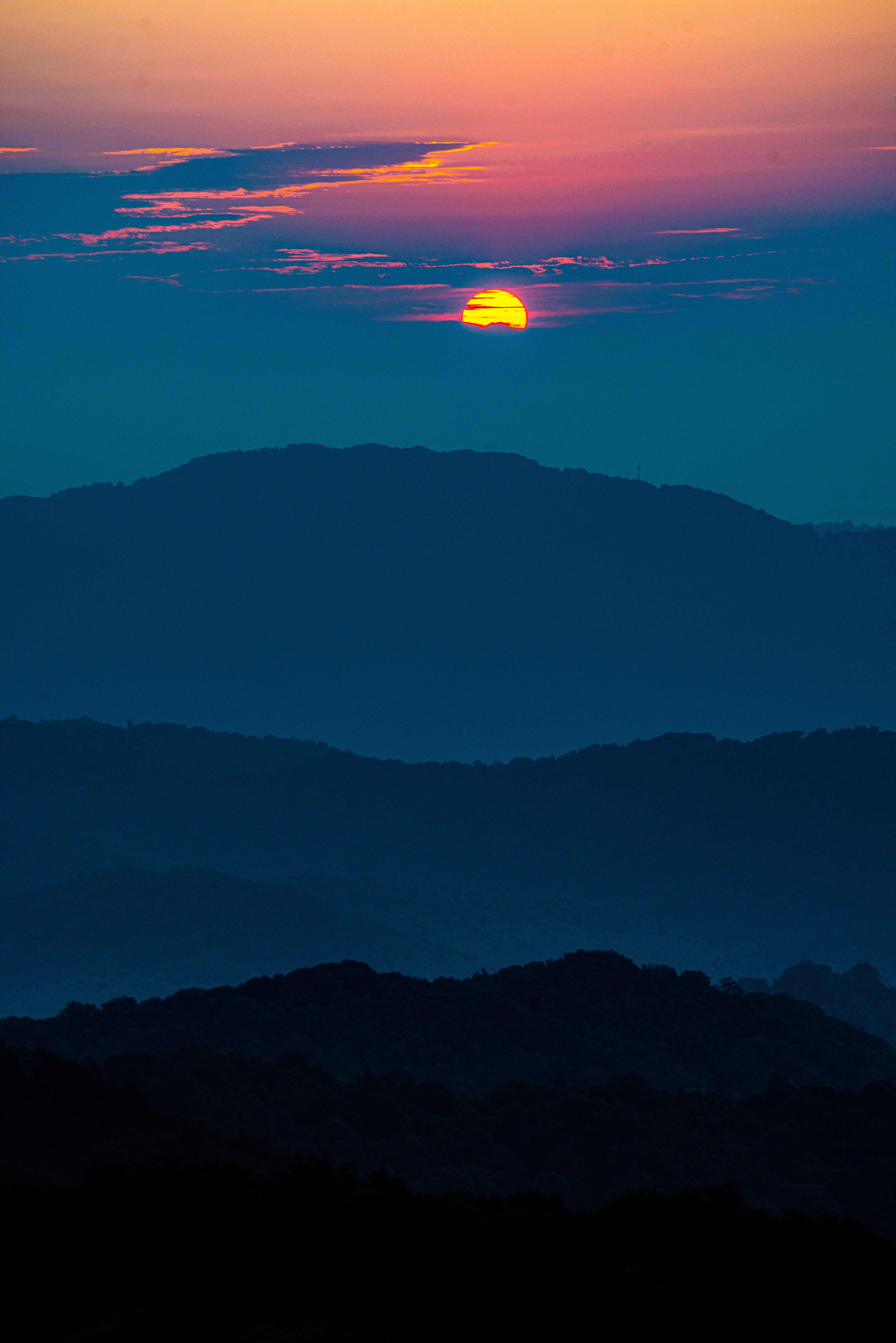 hills, twilight, nature, sunset, mountains, clouds, dusk Phone Background