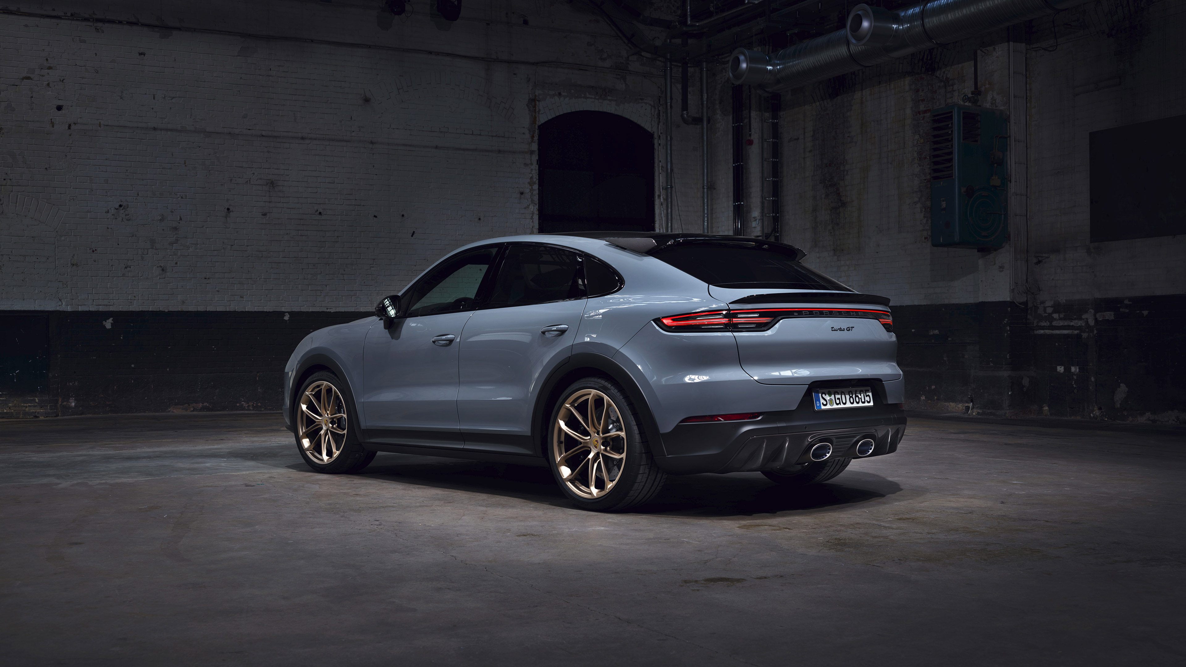 Porsche Cayenne Turbo 2021