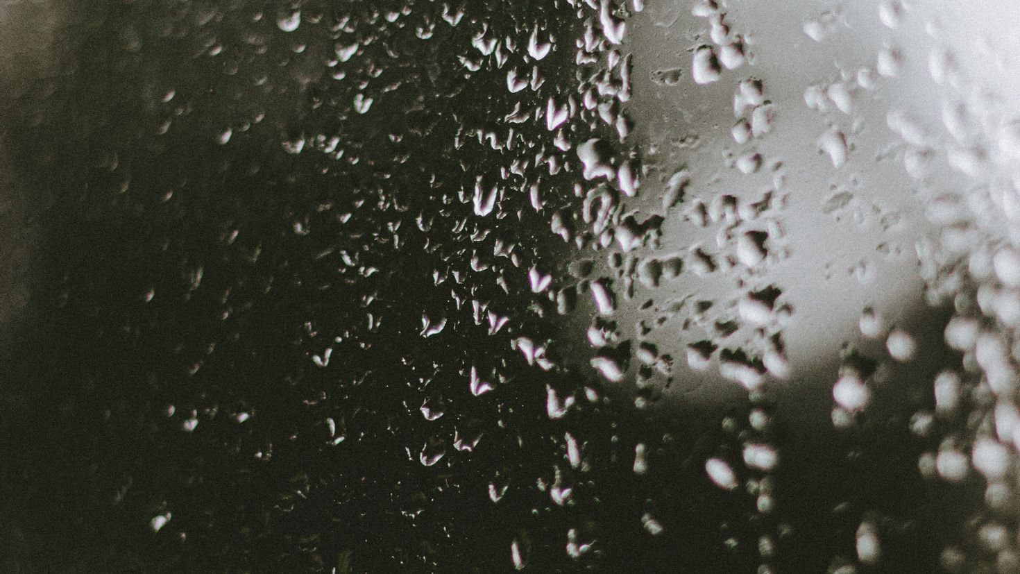 T me drop glass. Капли на стекле. Дождь на стекле. Мокрое стекло. Картинки на рабочий стол дождь.