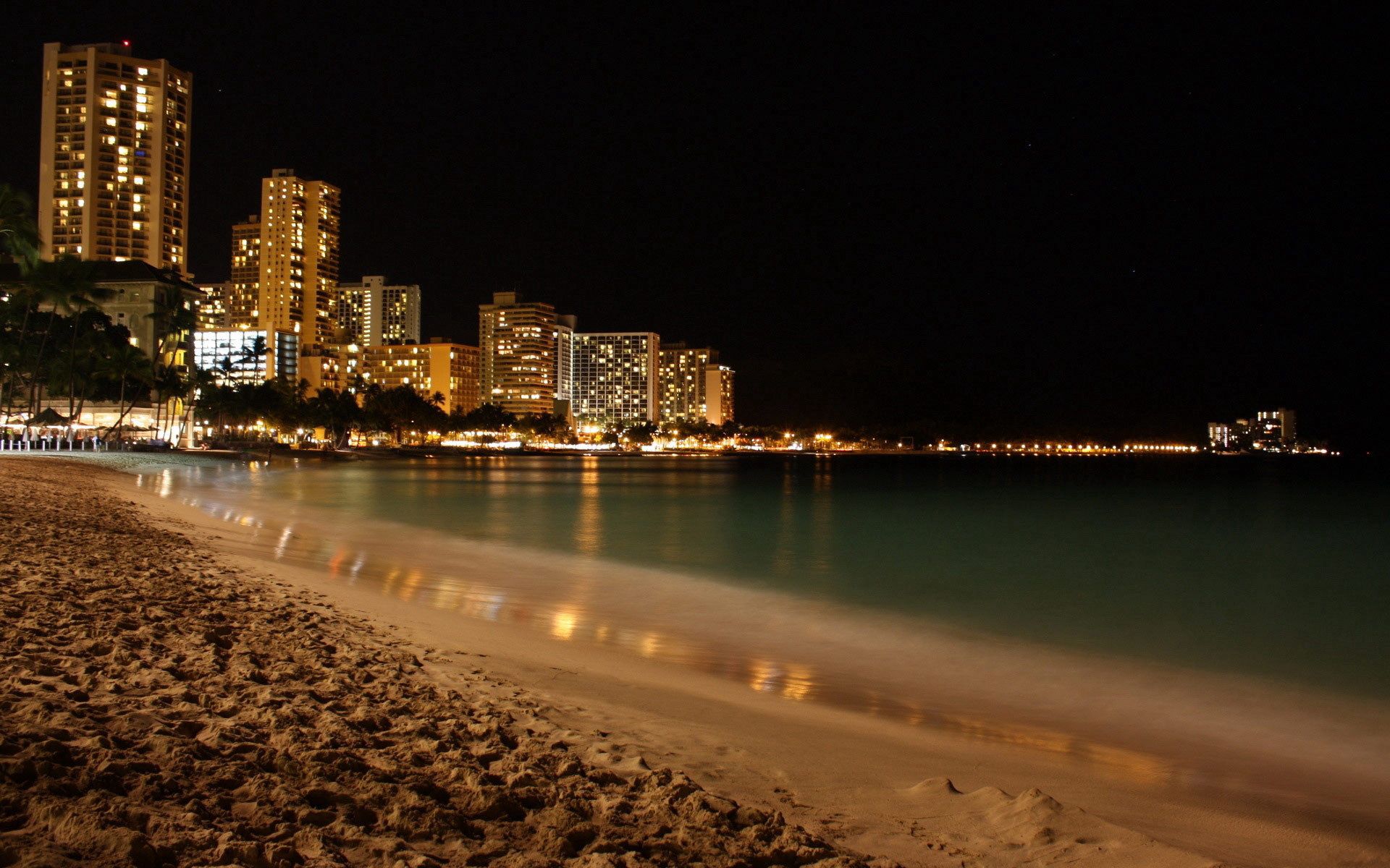 Laden Sie das Nachtküste, Night Coast, Städte, Romantik, Strand-Bild kostenlos auf Ihren PC-Desktop herunter
