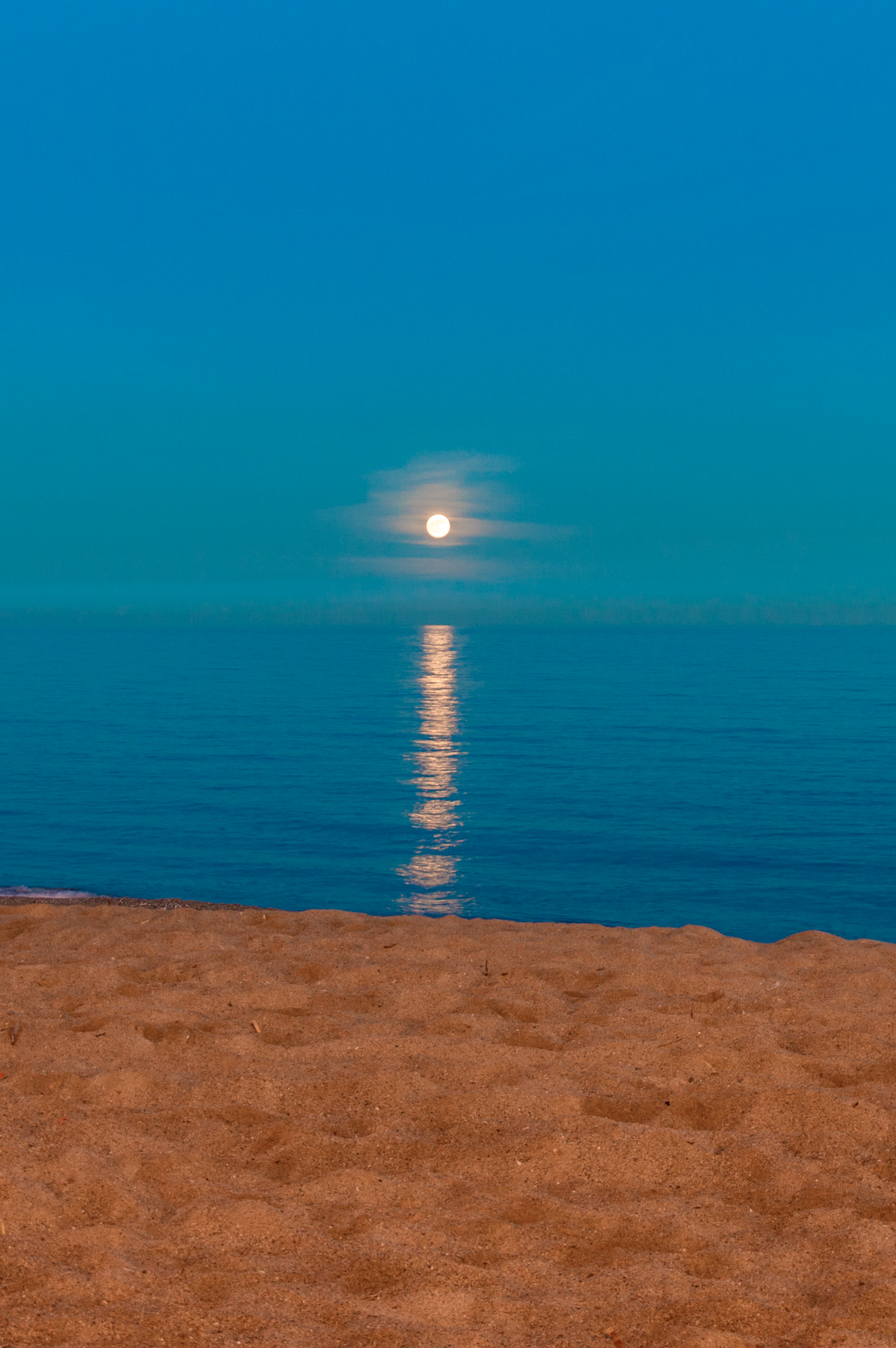 Laden Sie das Sand, Horizont, Blendung, Natur, Sea, Mond-Bild kostenlos auf Ihren PC-Desktop herunter