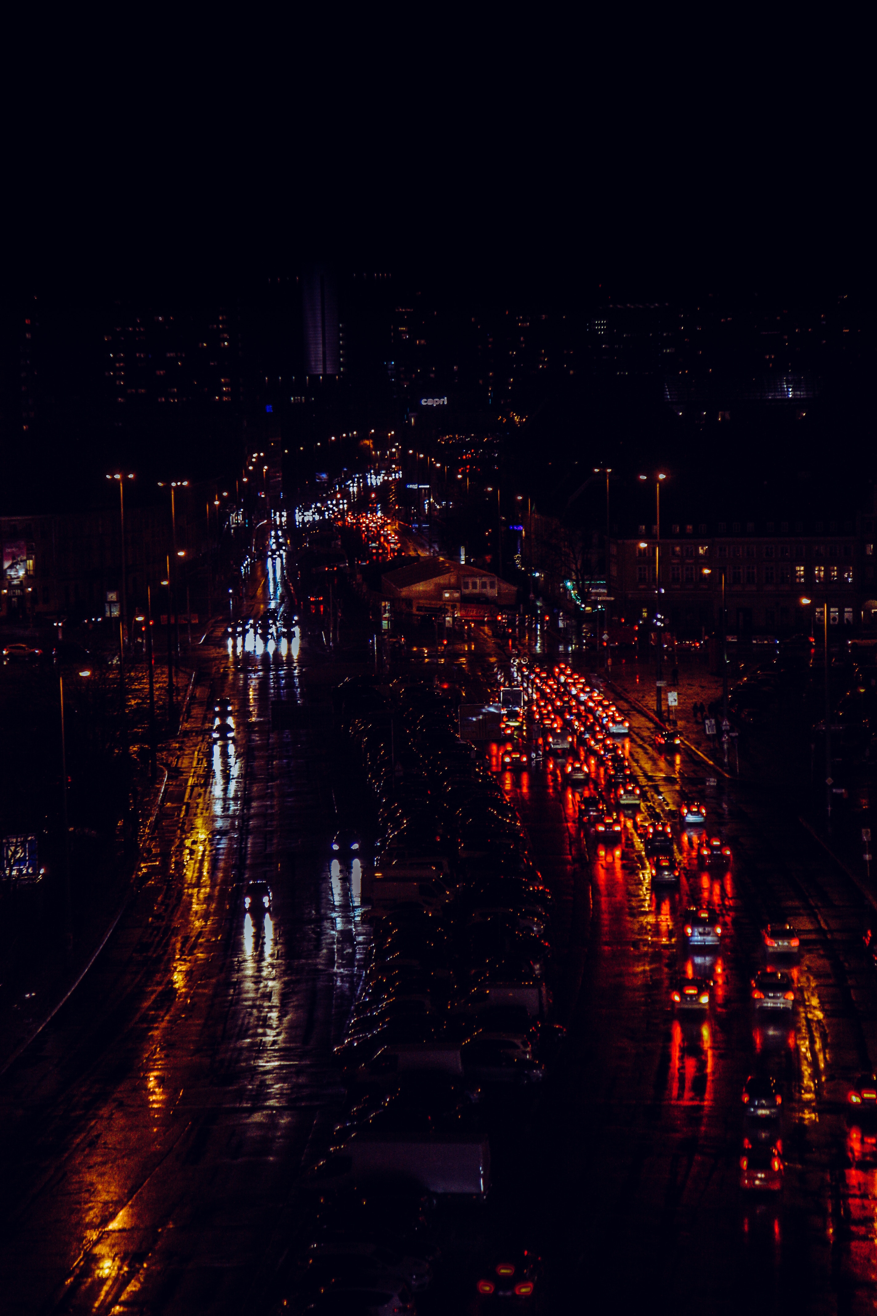 120091 descargar fondo de pantalla ciudad nocturna, coches, oscuro, tráfico, movimiento, ciudad de noche, carros, calle: protectores de pantalla e imágenes gratis