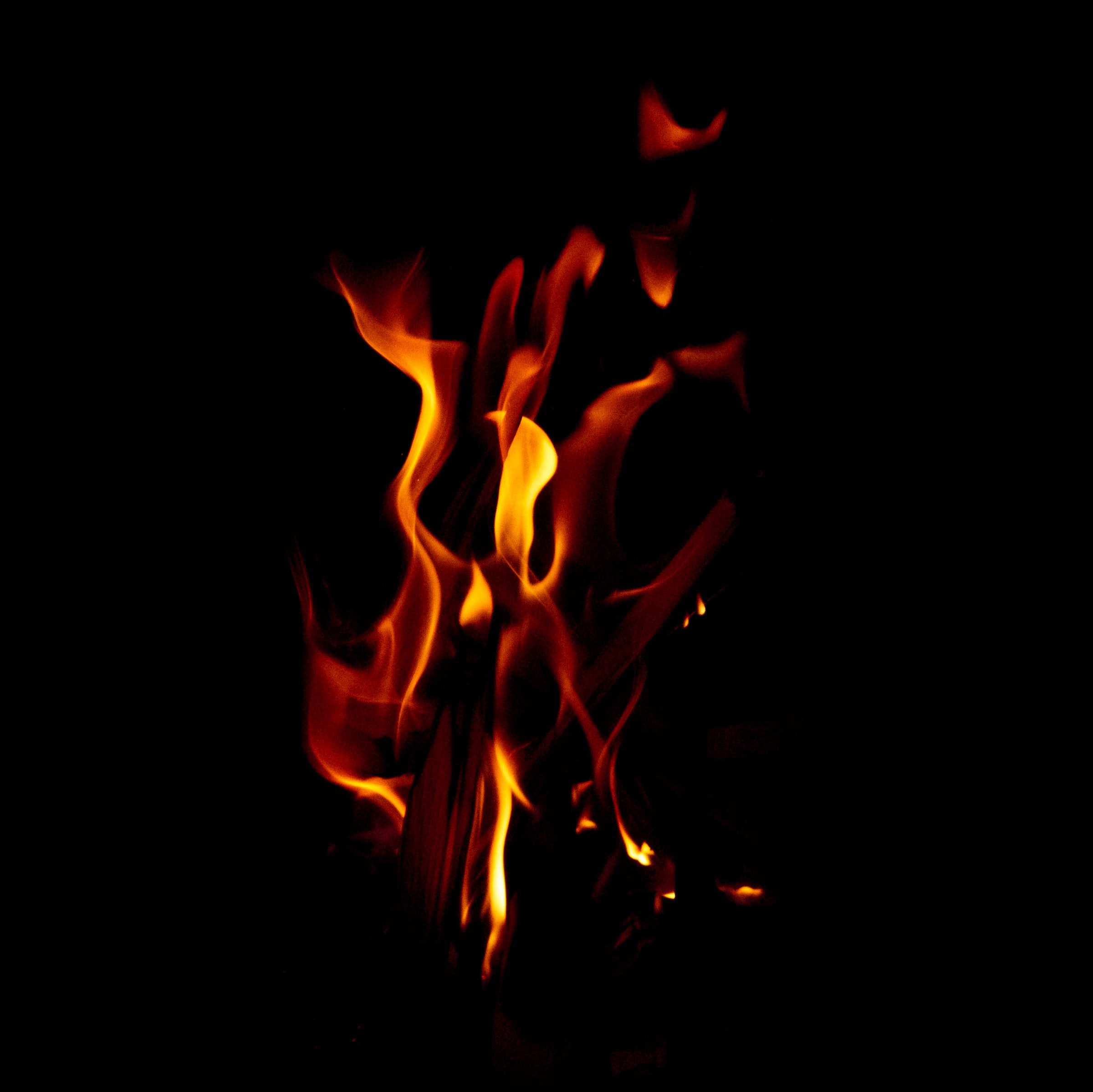 無料モバイル壁紙火炎, スパークス, 火の粉, 黒い, 火災, 闇, 炎, 暗いをダウンロードします。