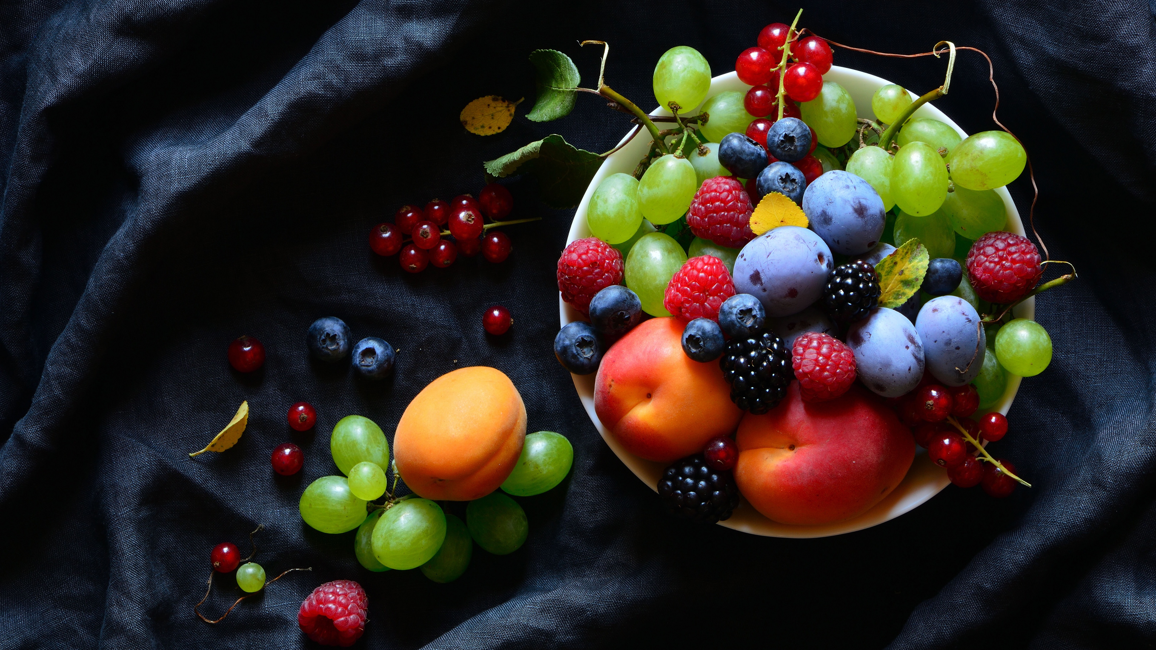992352 免費下載壁紙 食物, 静物, 杏, 黑莓, 蓝莓, 醋栗, 葡萄, 油桃, 李子, 树莓 屏保和圖片
