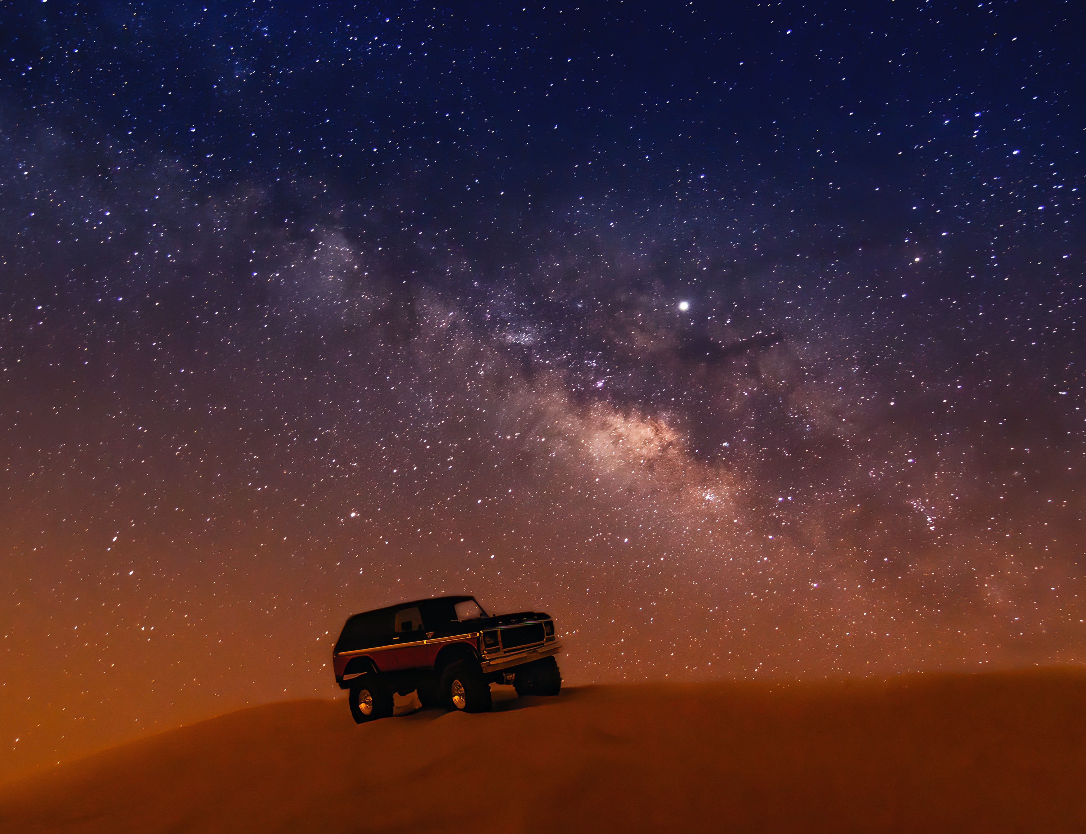 Laden Sie das Wüste, Cars, Suv, Jeep, Seitenansicht, Sternenhimmel-Bild kostenlos auf Ihren PC-Desktop herunter