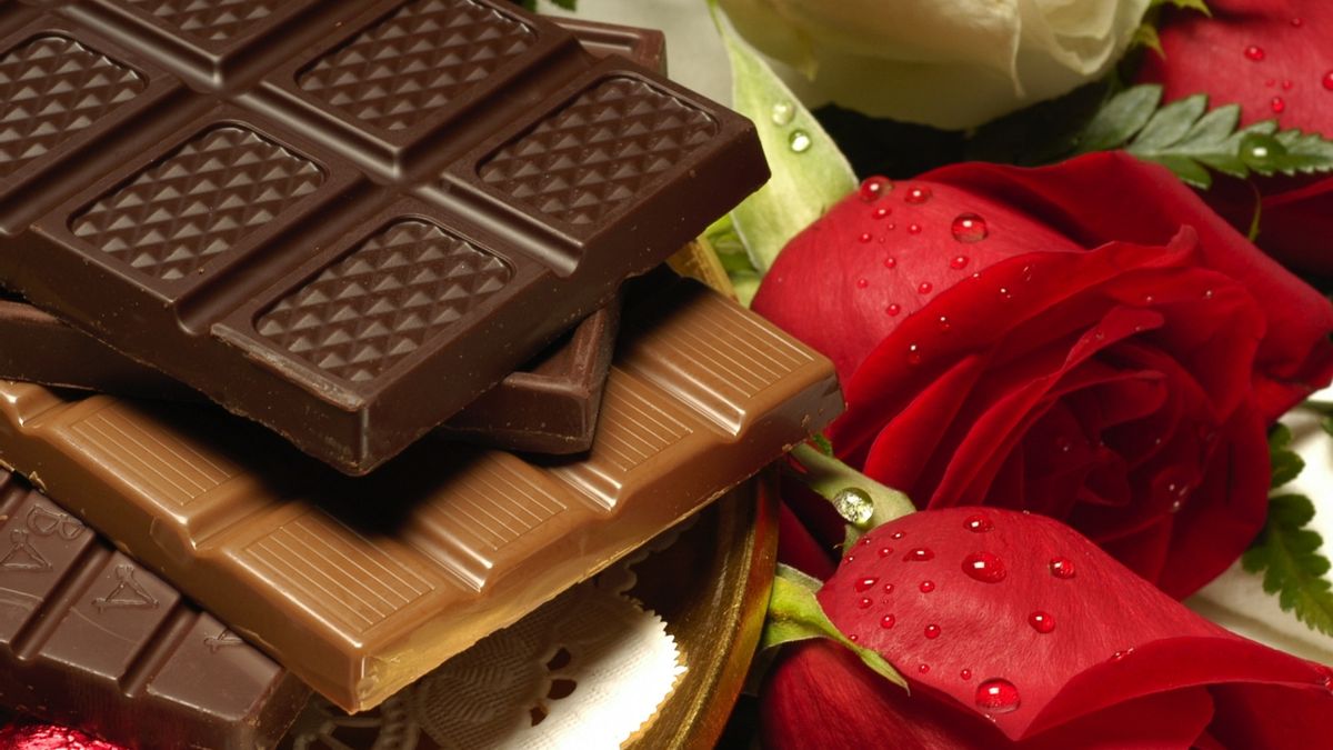 Бесплатный шоколад. Красивый шоколад. Красивые шоколадки. Шоколадные конфеты и цветы. Плиточный шоколад.