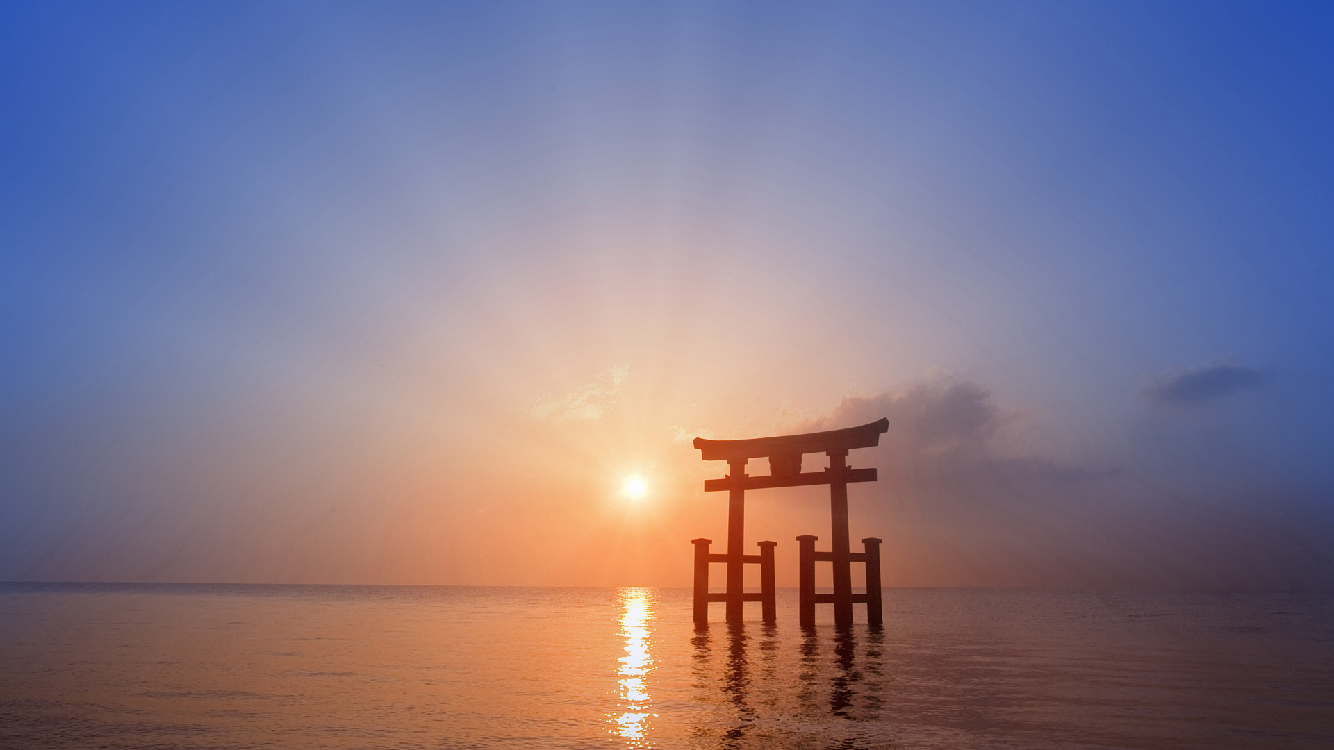 534173 Hintergrundbild herunterladen religiös, itsukushima tor, felsentor, tor, horizont, japan, ozean, religion, schrein, sonnenaufgang, sonnenuntergang, torii, wasser - Bildschirmschoner und Bilder kostenlos