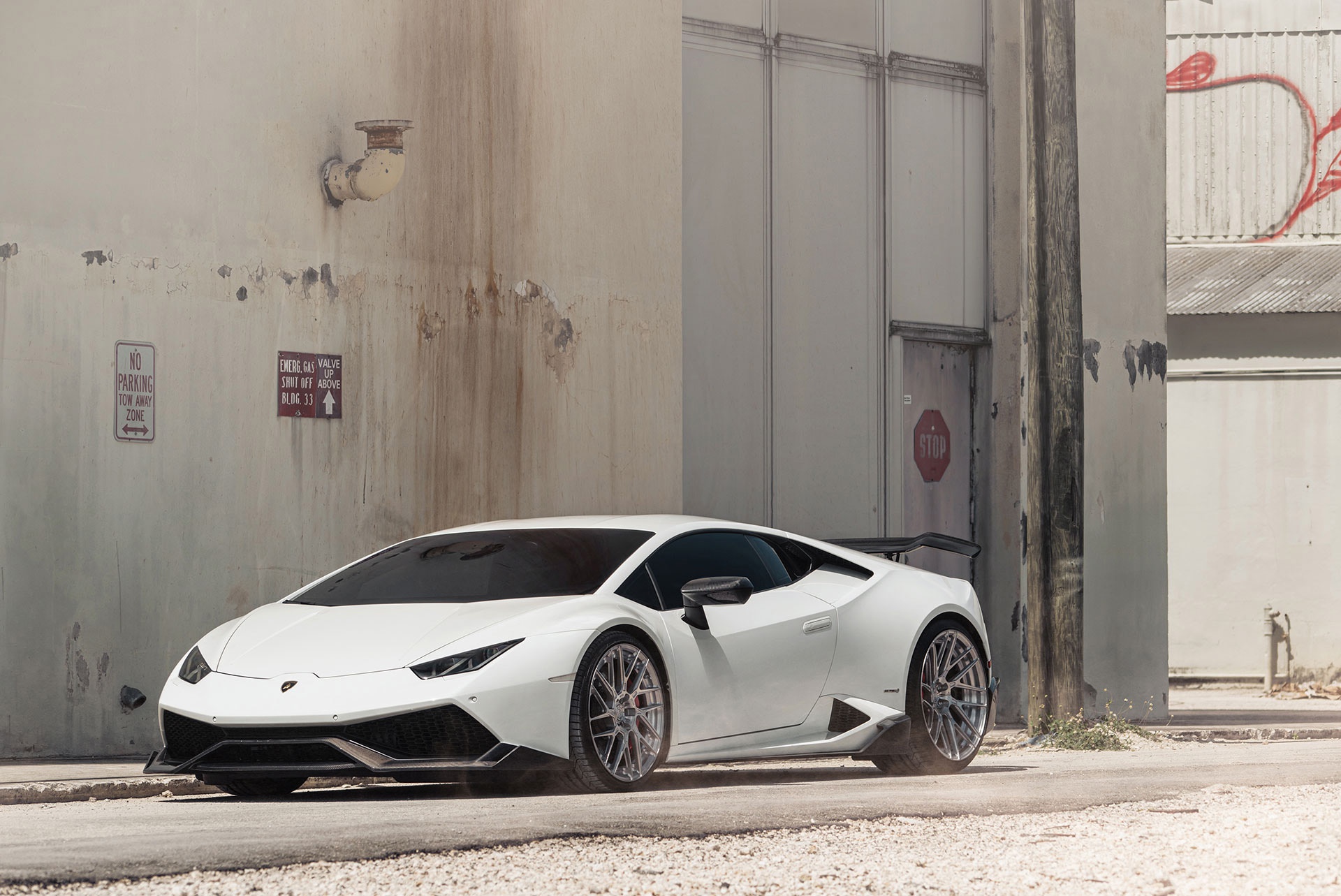 Lamborghini Huracan Р±РµР»С‹Р№