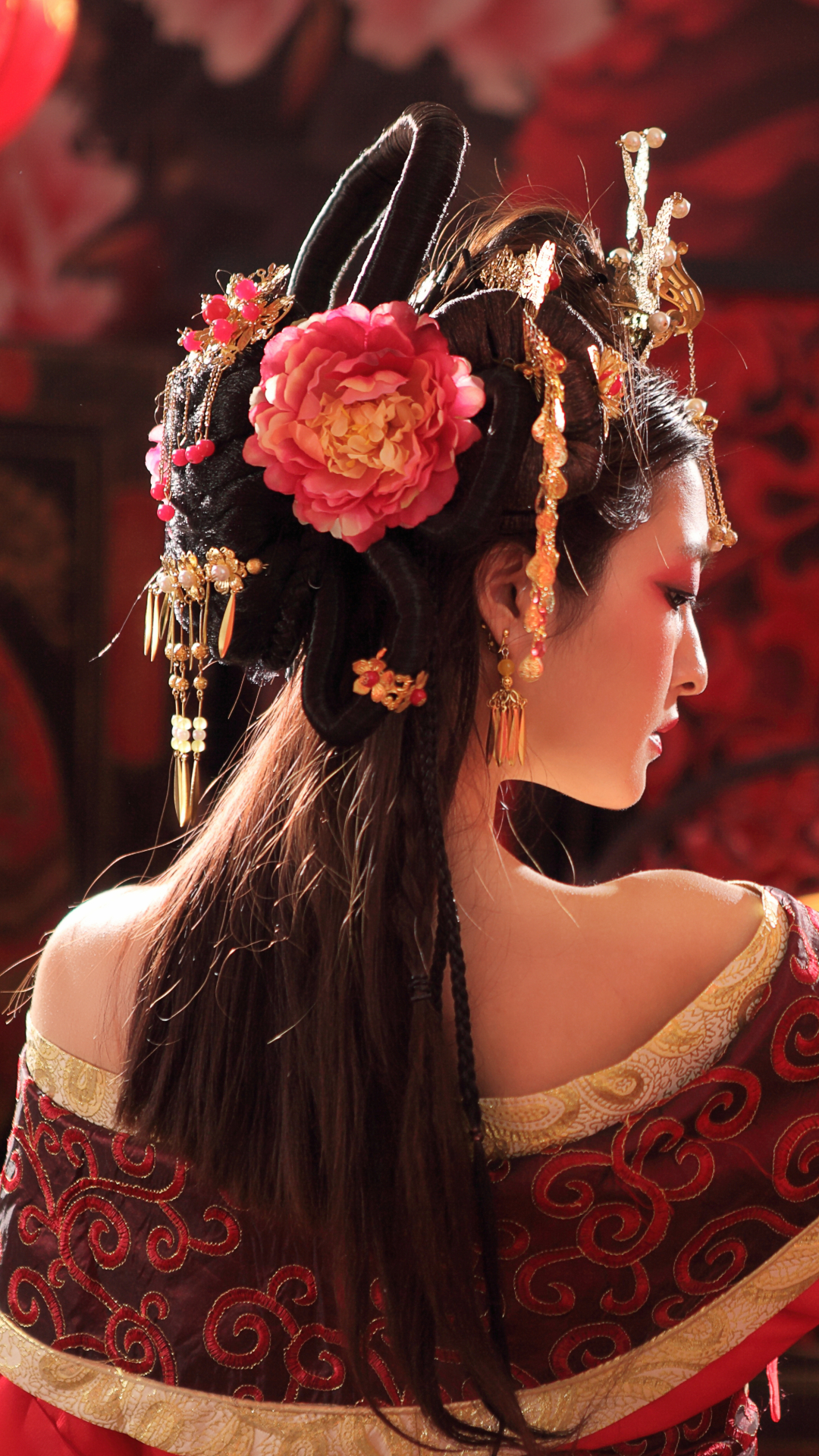 1334635 baixar papel de parede mulheres, asiática, taiwanês, penteado, traje tradicional, traseira, parte de trás - protetores de tela e imagens gratuitamente