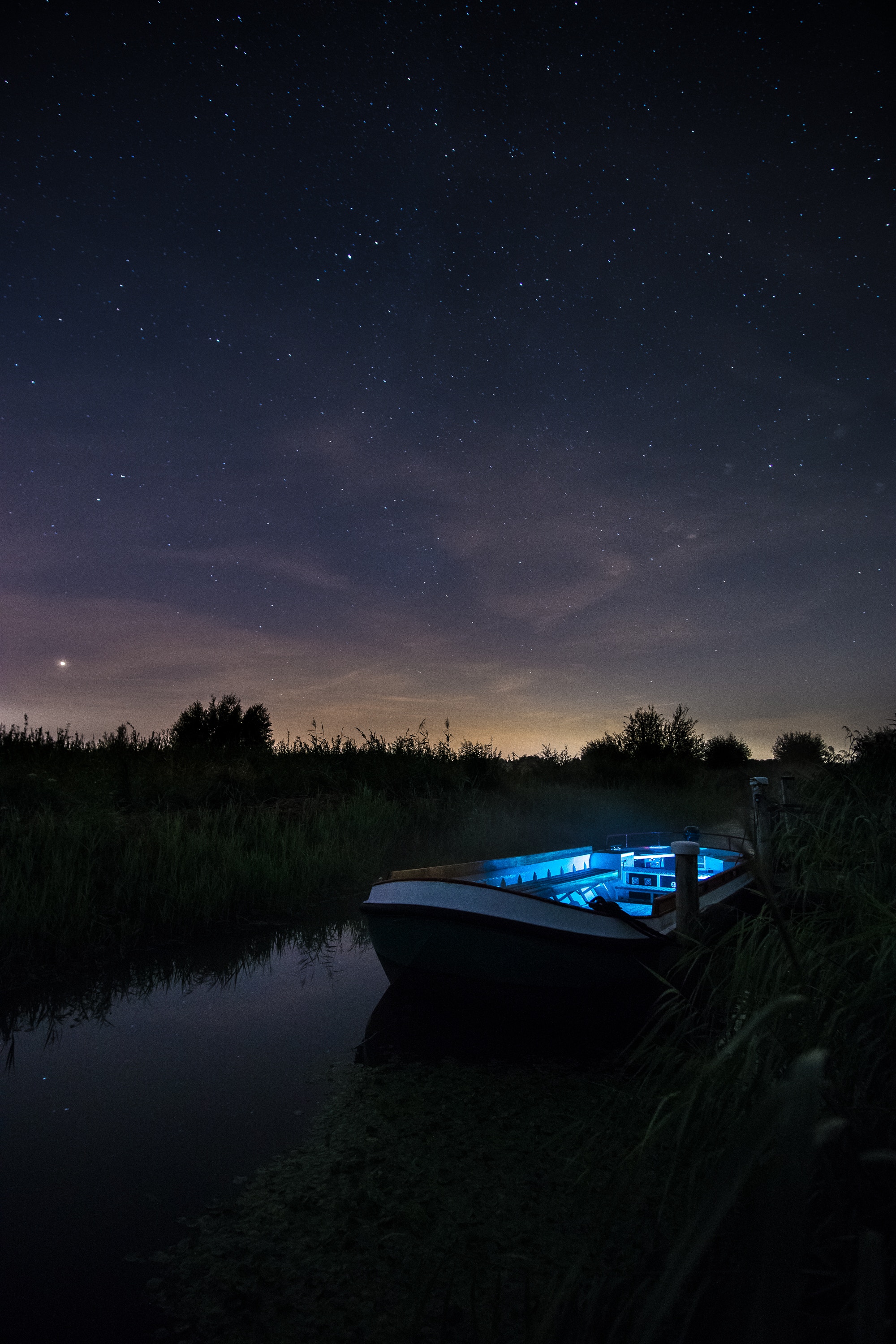 Download mobile wallpaper Lake, Nature, Starry Sky, Night, Boat for free.