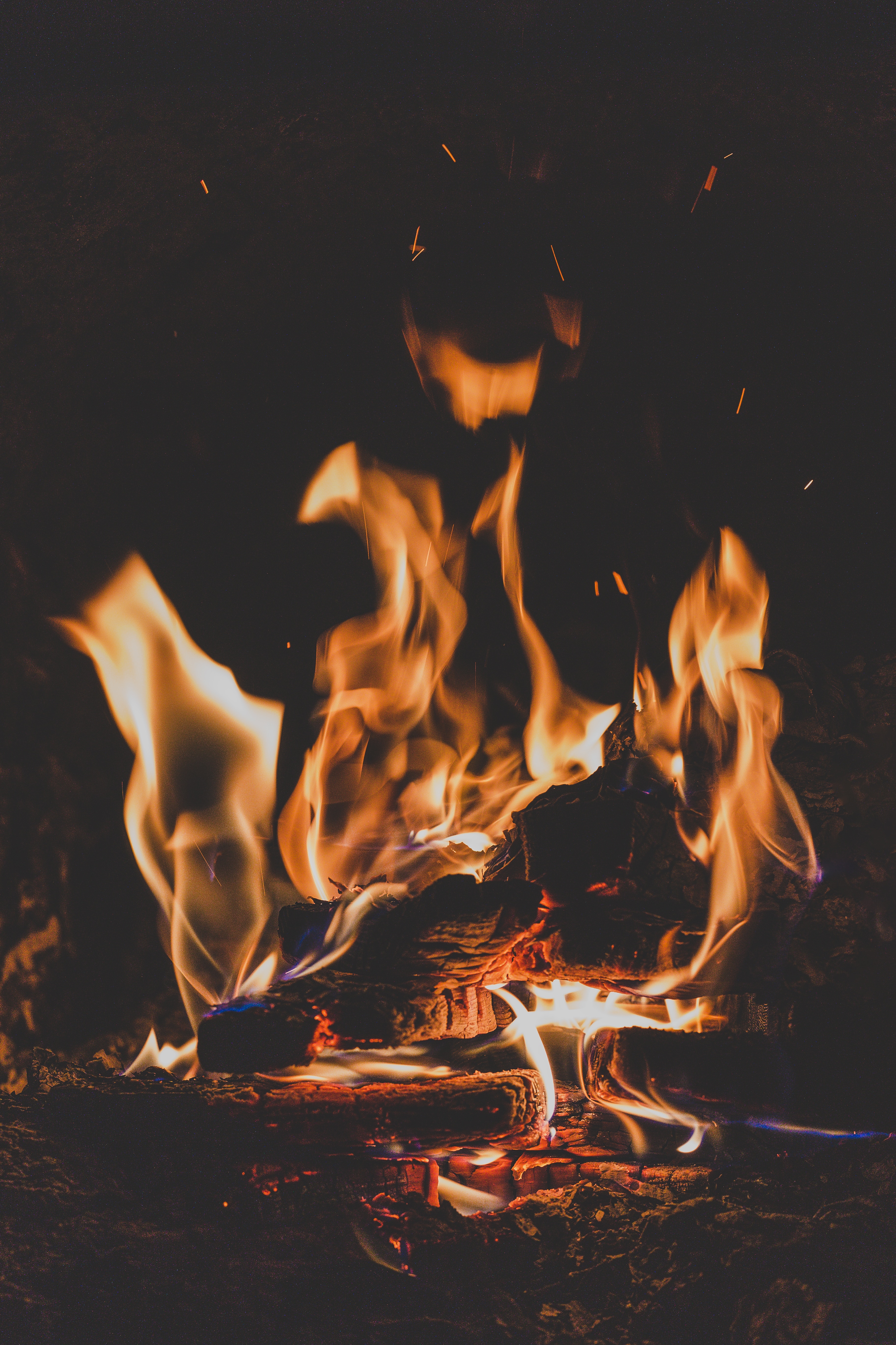 fire, bonfire, dark, flame, firewood, camping, campsite, angle, corner, ash