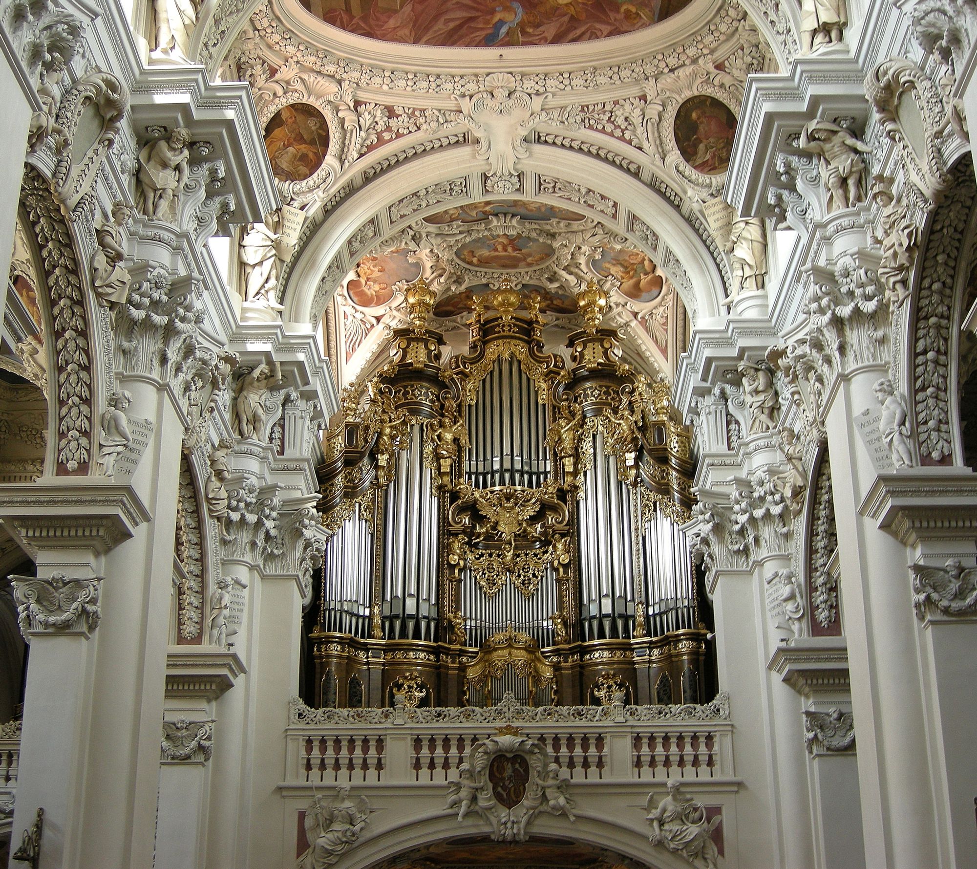 собор орган