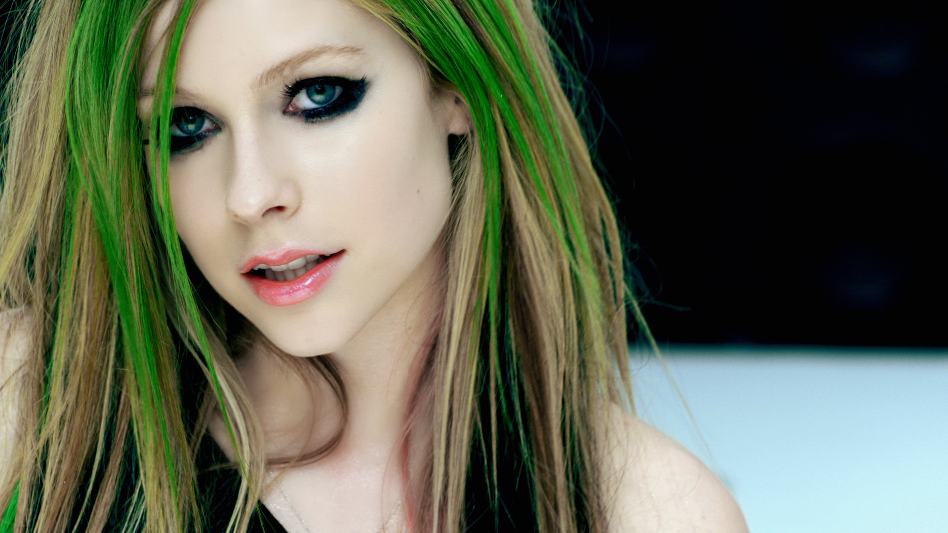 Mobile HD Wallpaper Avril Lavigne 