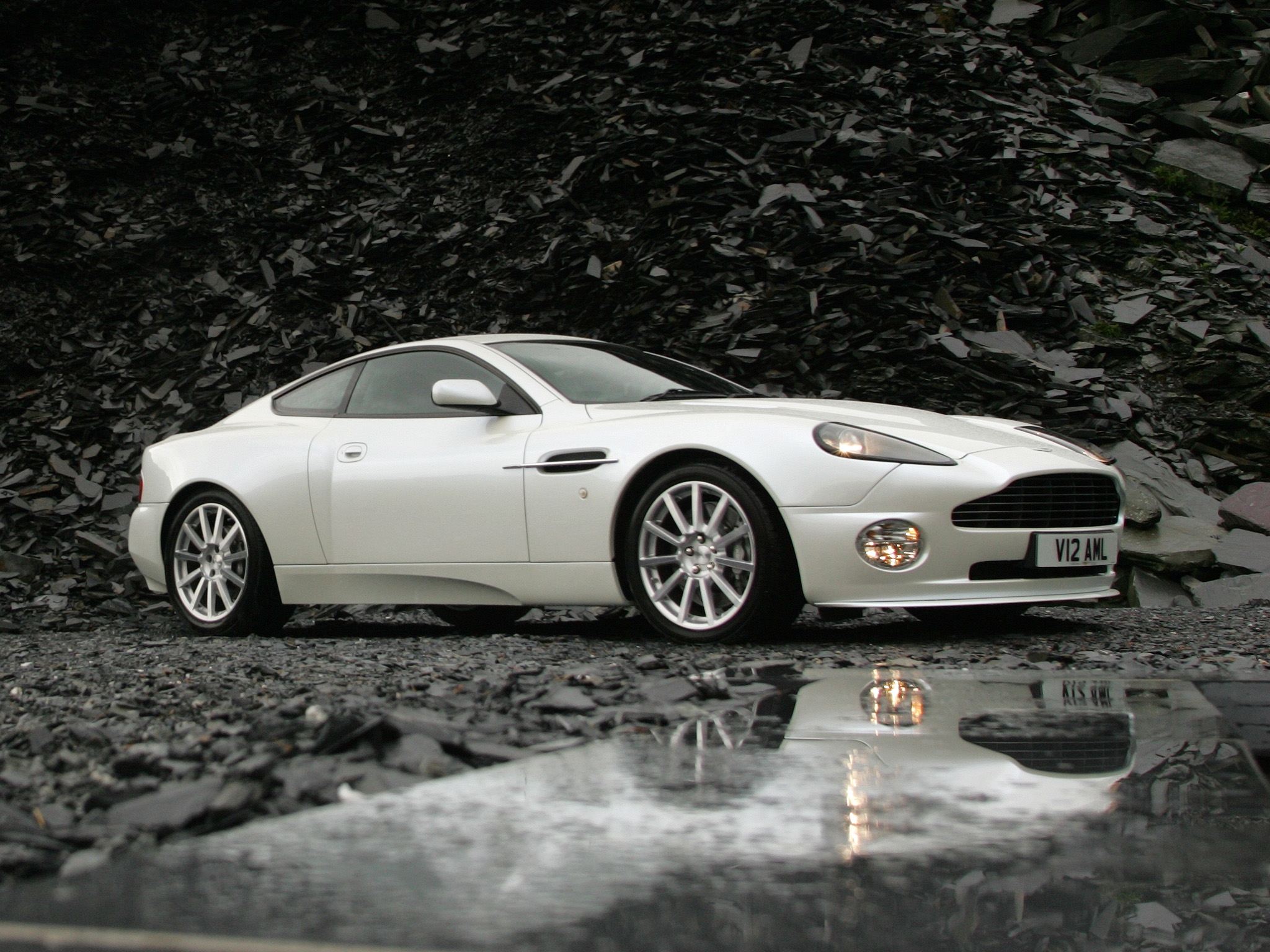 aston martin, cars, white, reflection, side view, 2004, v12, vanquish download HD wallpaper