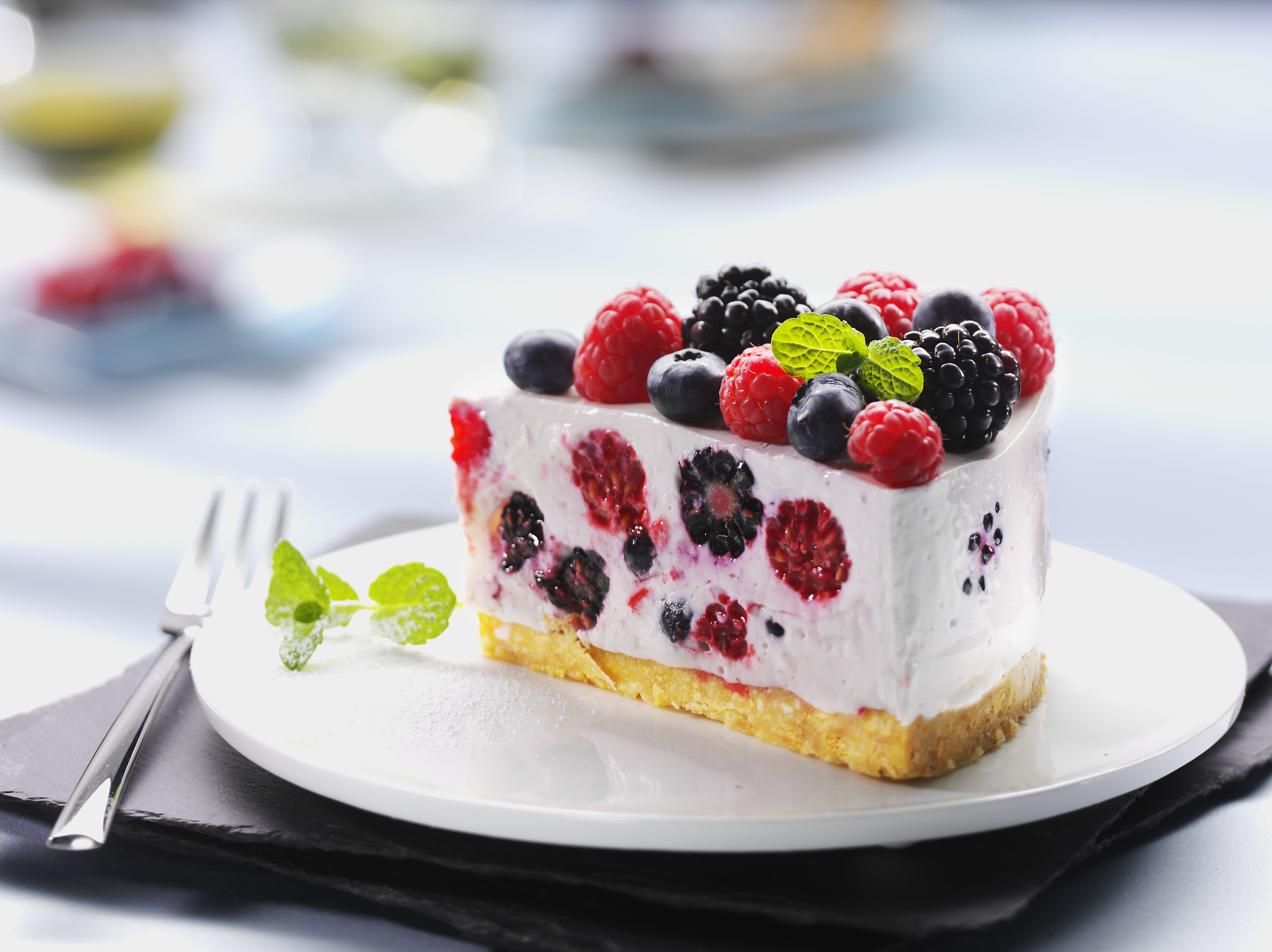 raspberry, food, fruits, cake, desert, bilberries, sweet, black currant, blackcurrant, cream