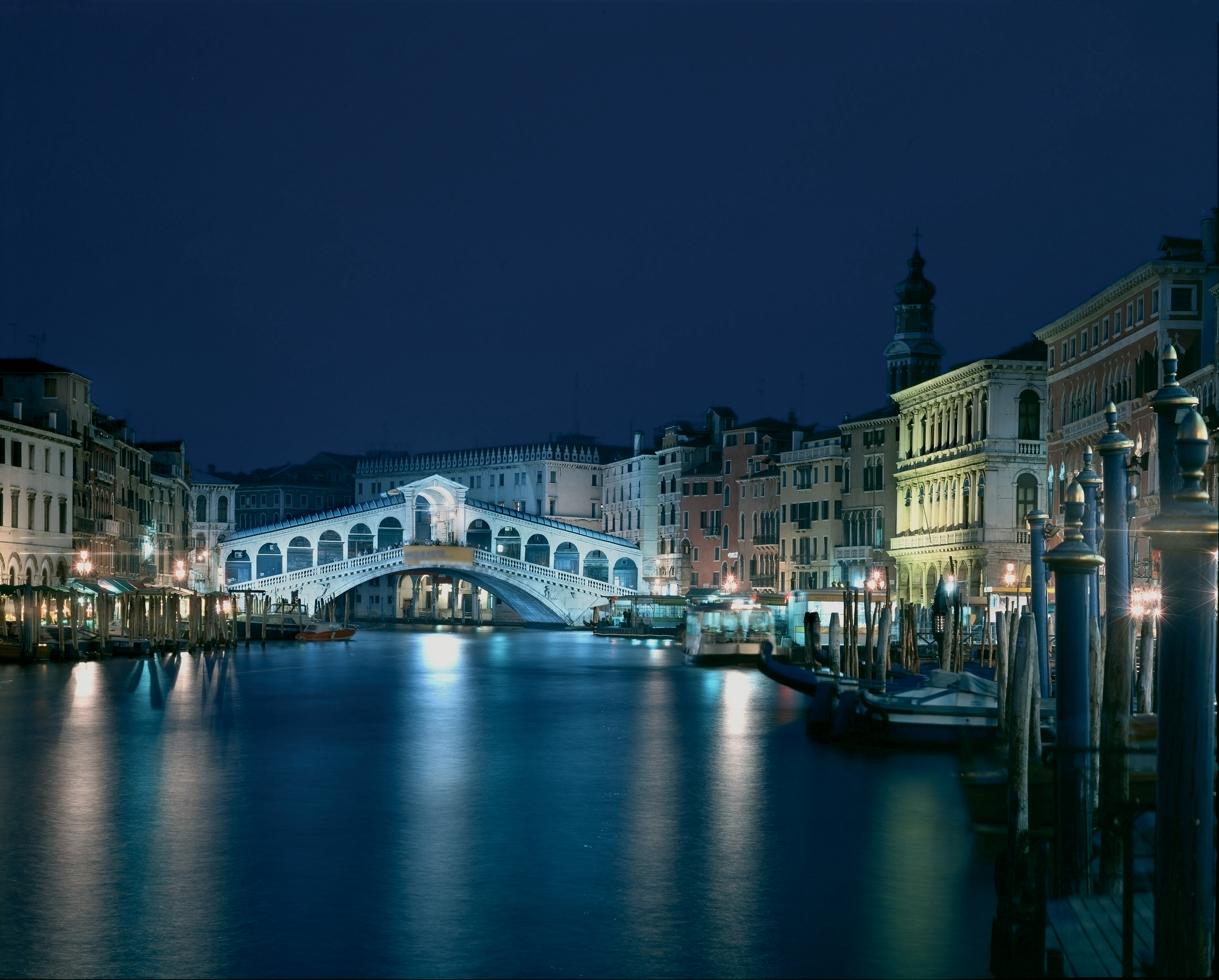 1524303 Bildschirmschoner und Hintergrundbilder Venedig auf Ihrem Telefon. Laden Sie  Bilder kostenlos herunter