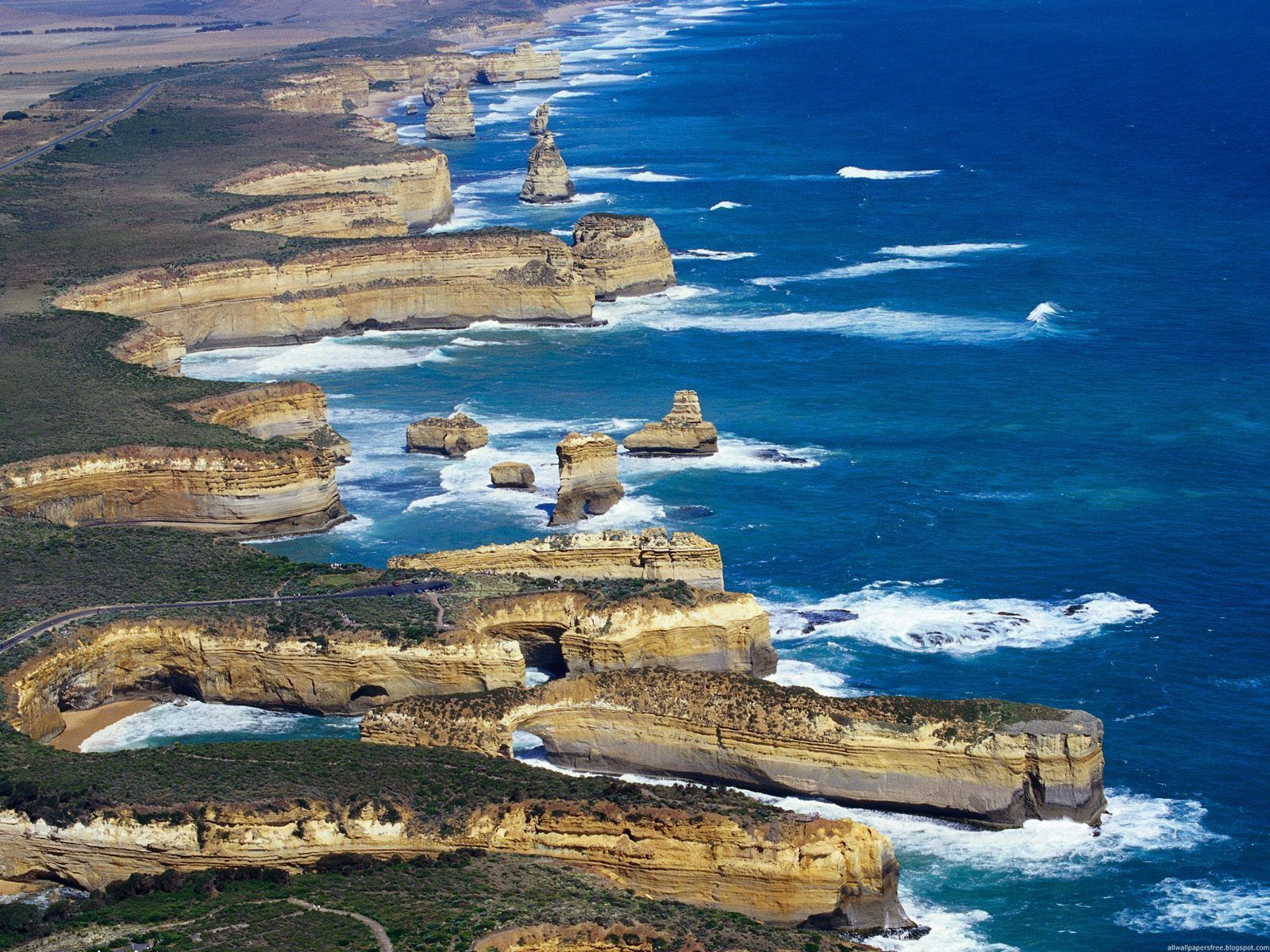 Handy-Wallpaper Natur, Felsen, Die Steine, Land, Blaues Wasser, Sea, Küste, Australien kostenlos herunterladen.