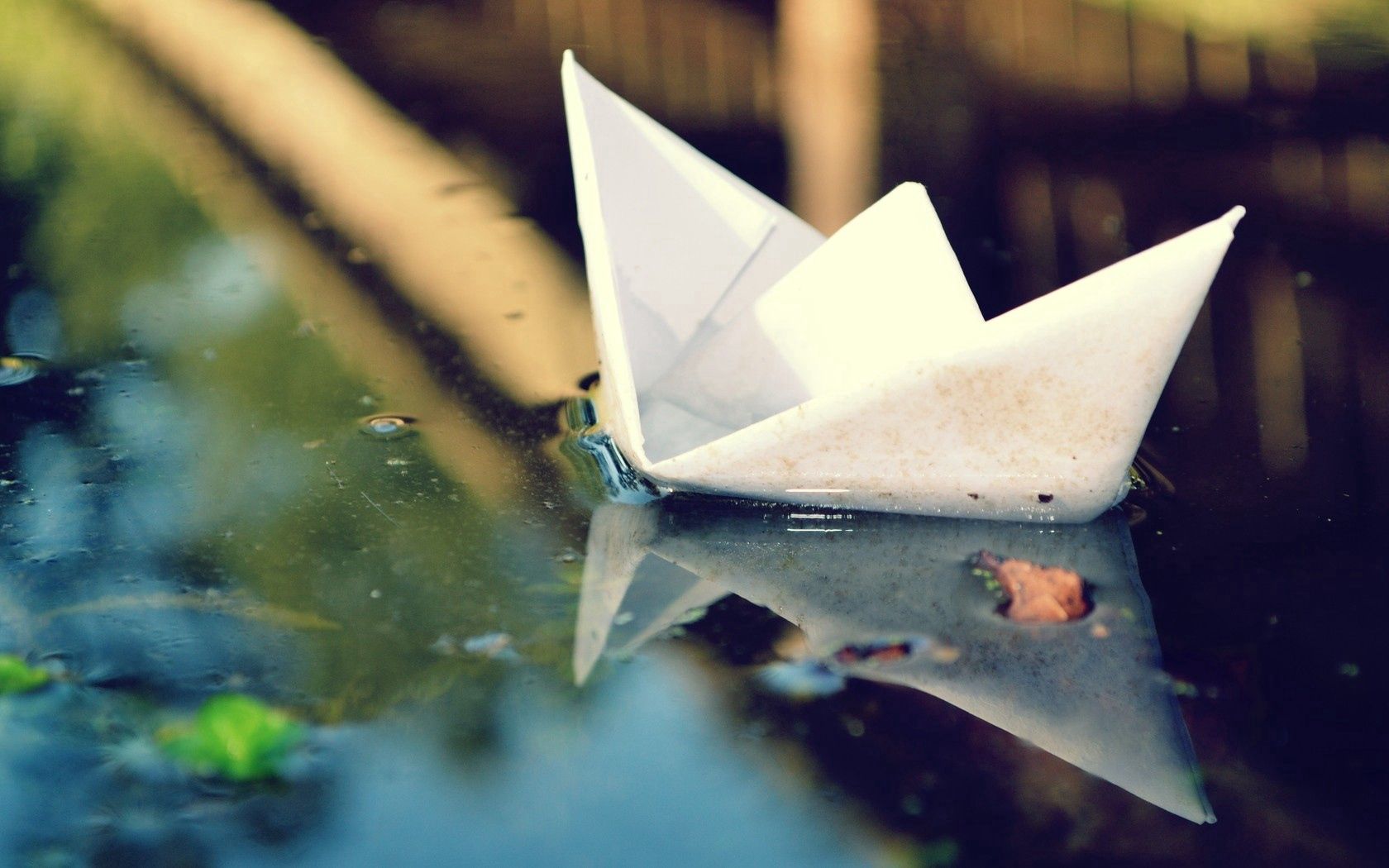 Laden Sie das Origami, Papierschiffchen, Papierboot, Sonstige, Verschiedenes, Wasser, Herbst-Bild kostenlos auf Ihren PC-Desktop herunter