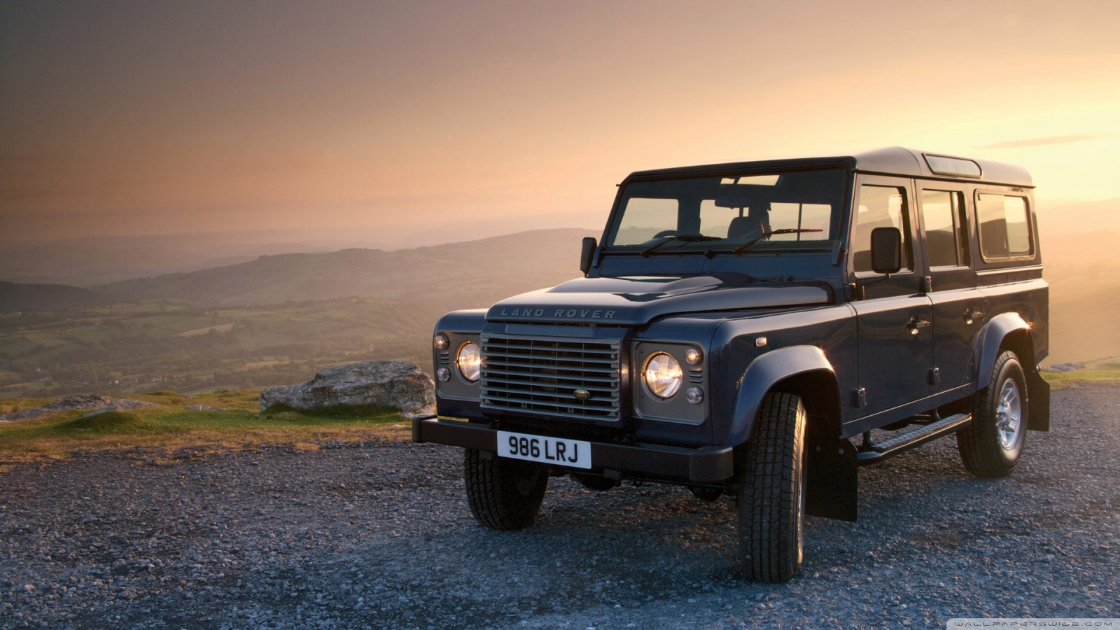 land rover defender, vehicles, land rover Free Stock Photo