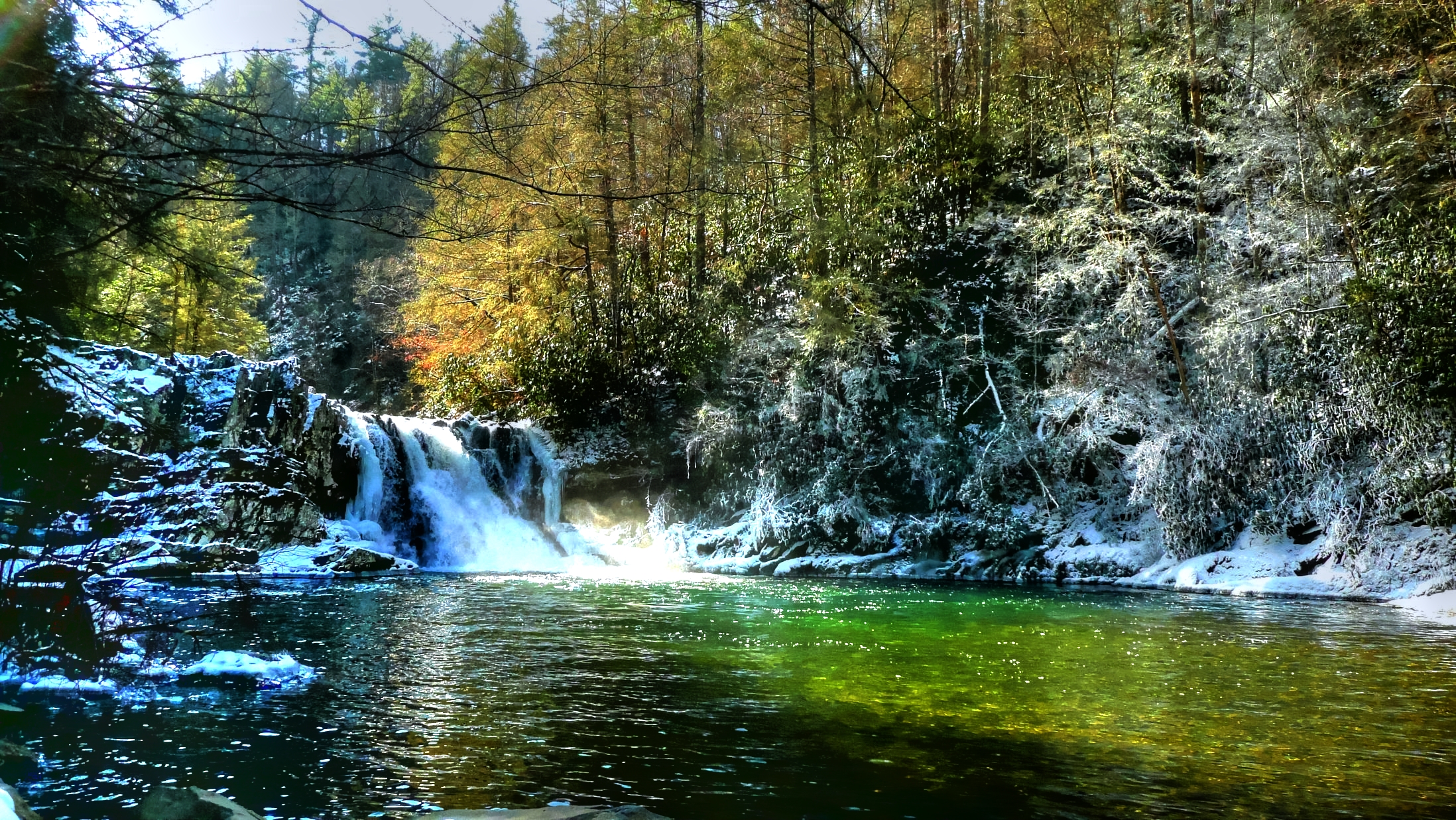 Водопад на пехорке фото