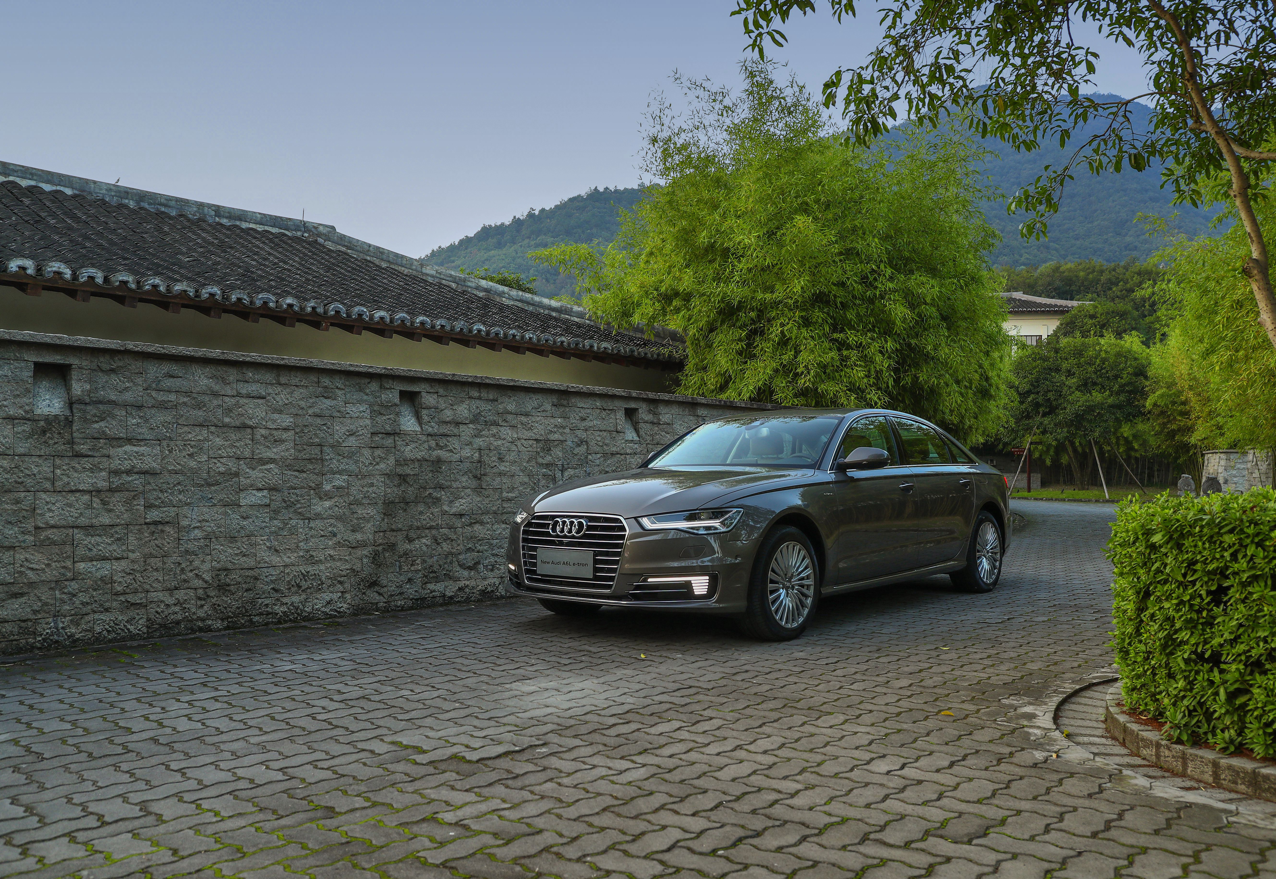 Audi A6 #car audi on track #5K #wallpaper #hdwallpaper #desktop