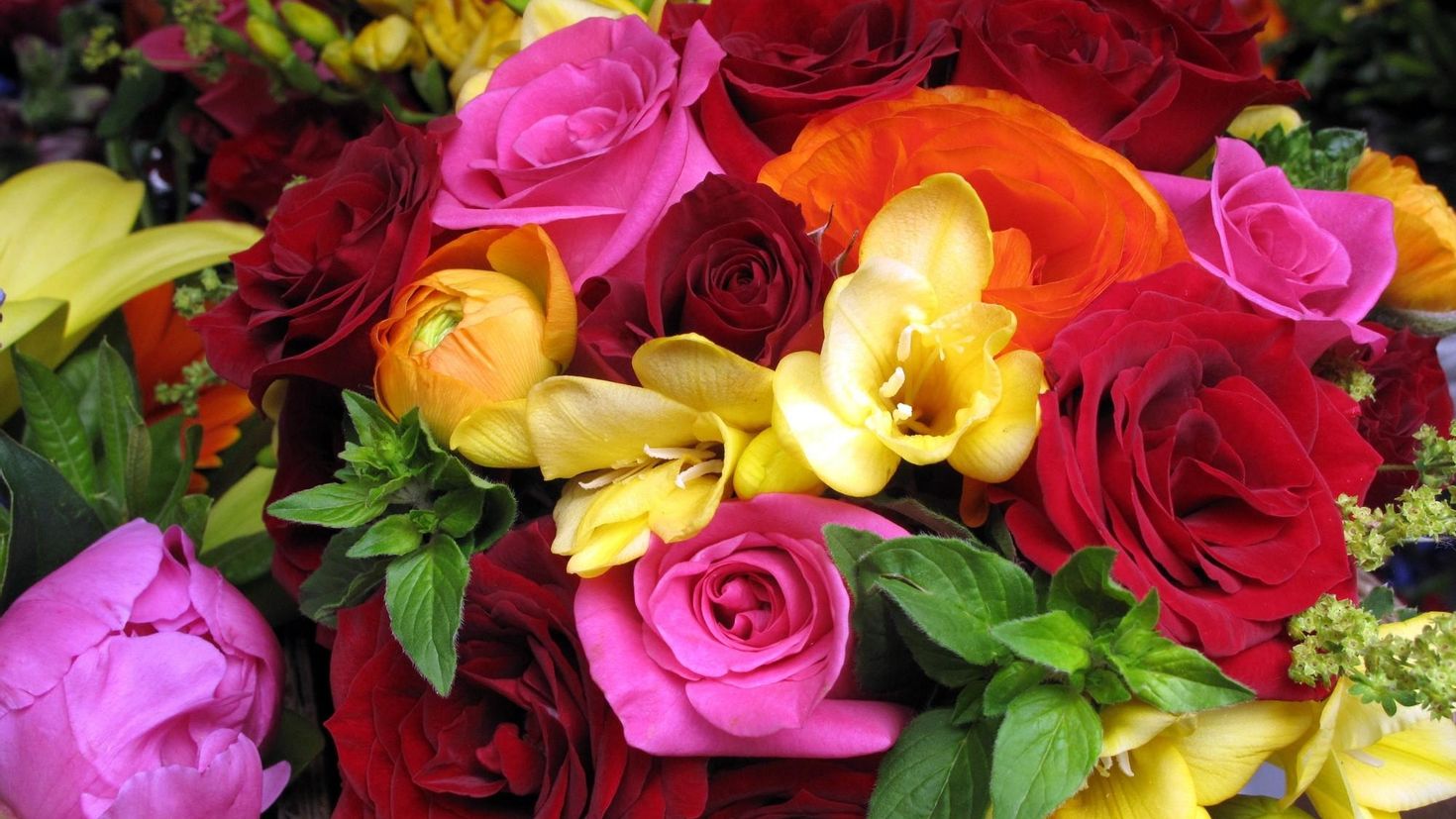 Фото красивых букетов цветов крупным планом