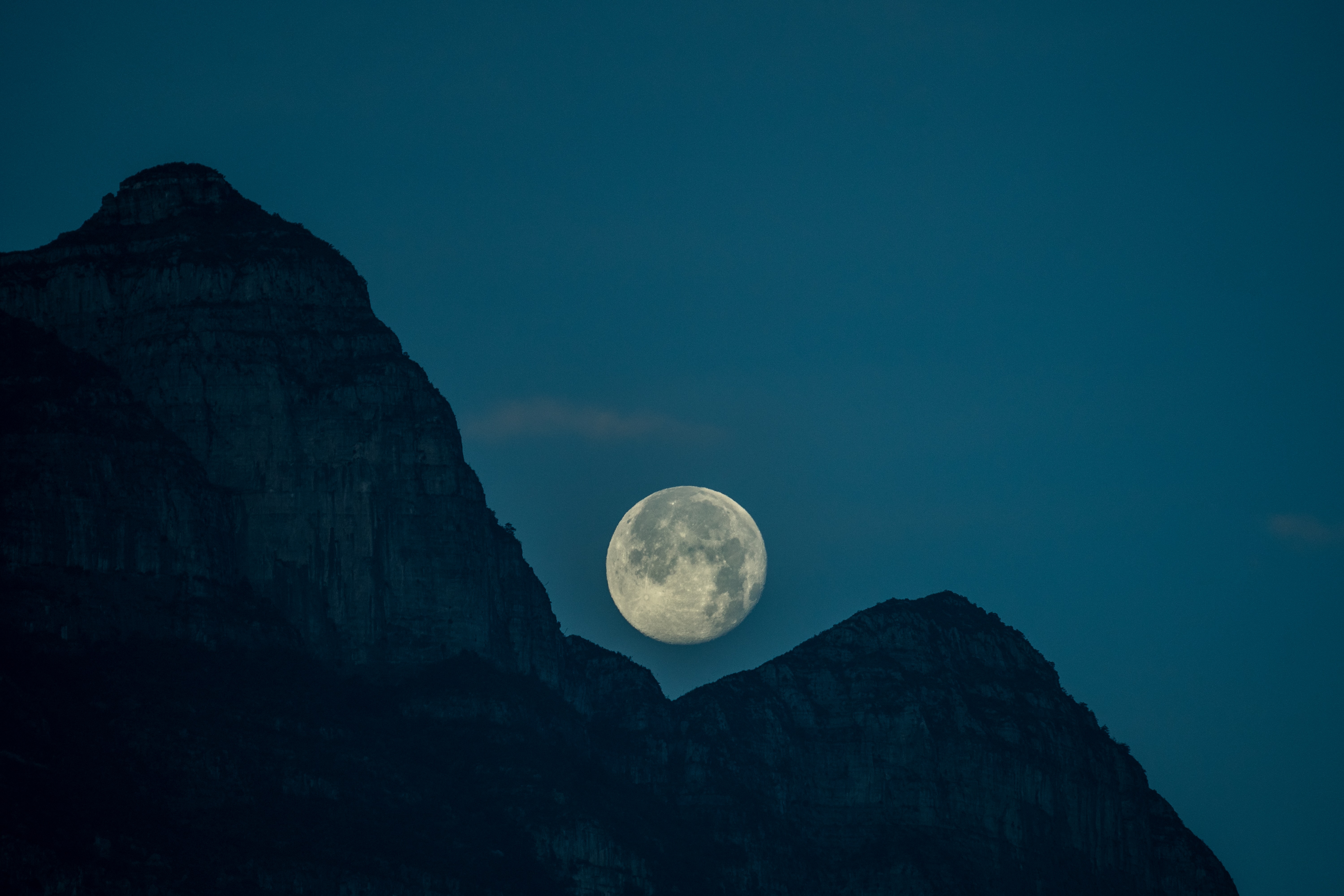 Download mobile wallpaper Vertex, Tops, Mountains, Nature, Moon, Satellite for free.