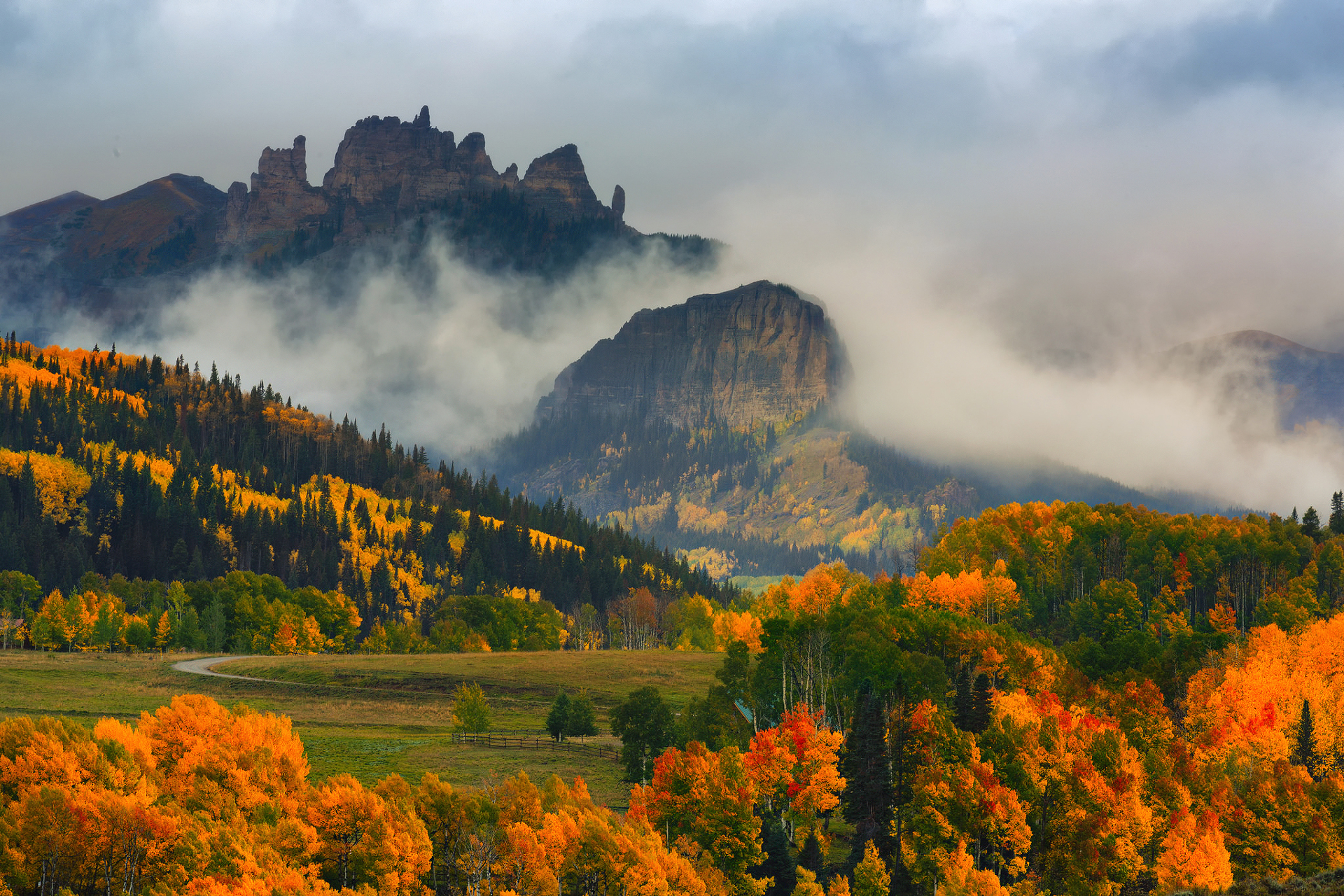 Штат Колорадо горы осень