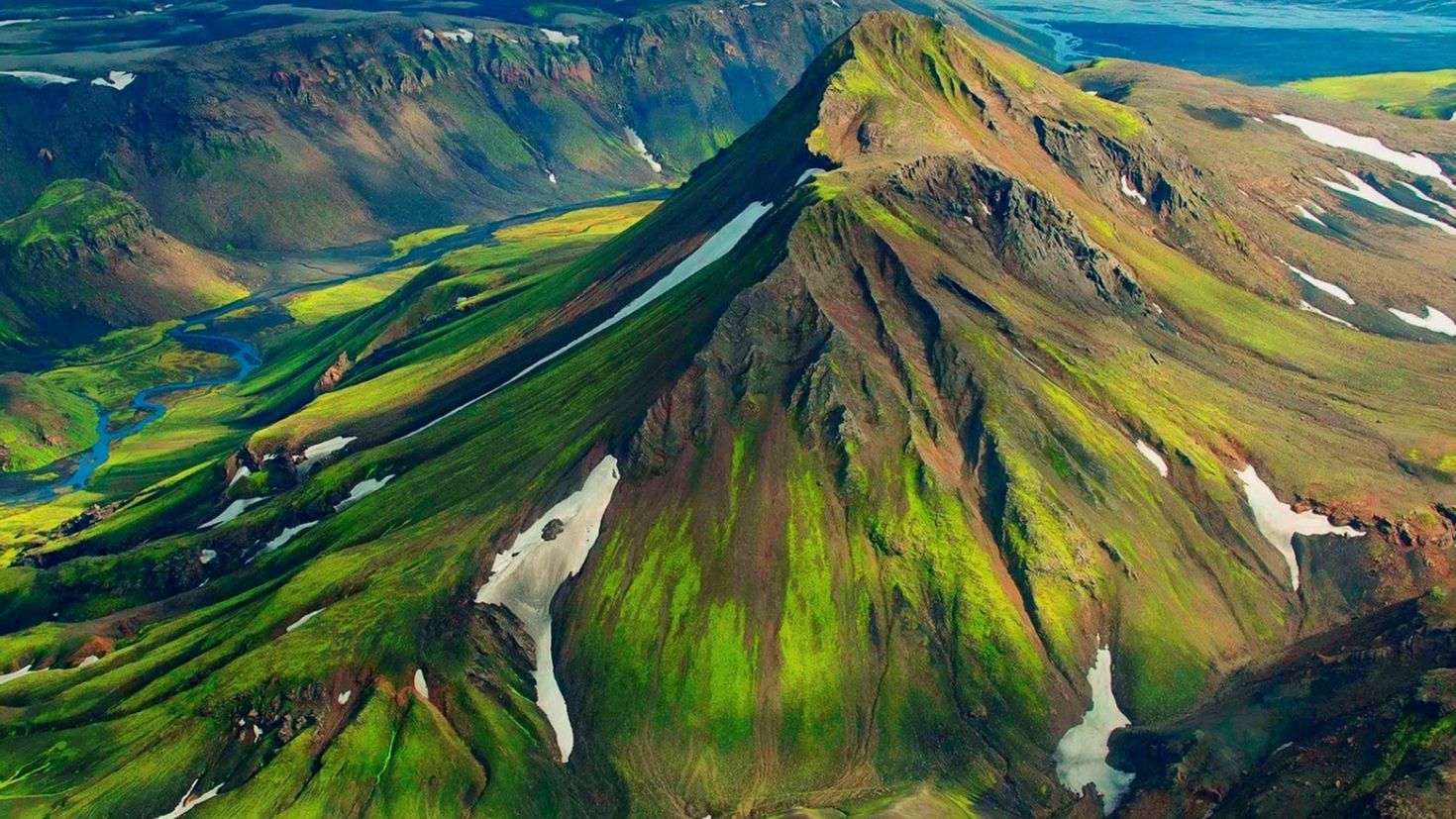 Ветреная долина пики. Исландия пейзажи. Обои на рабочий стол Исландия. Круглая Планета земля горы и камни. ЮАР каньон Блейк Ривер обои 3440 1440.