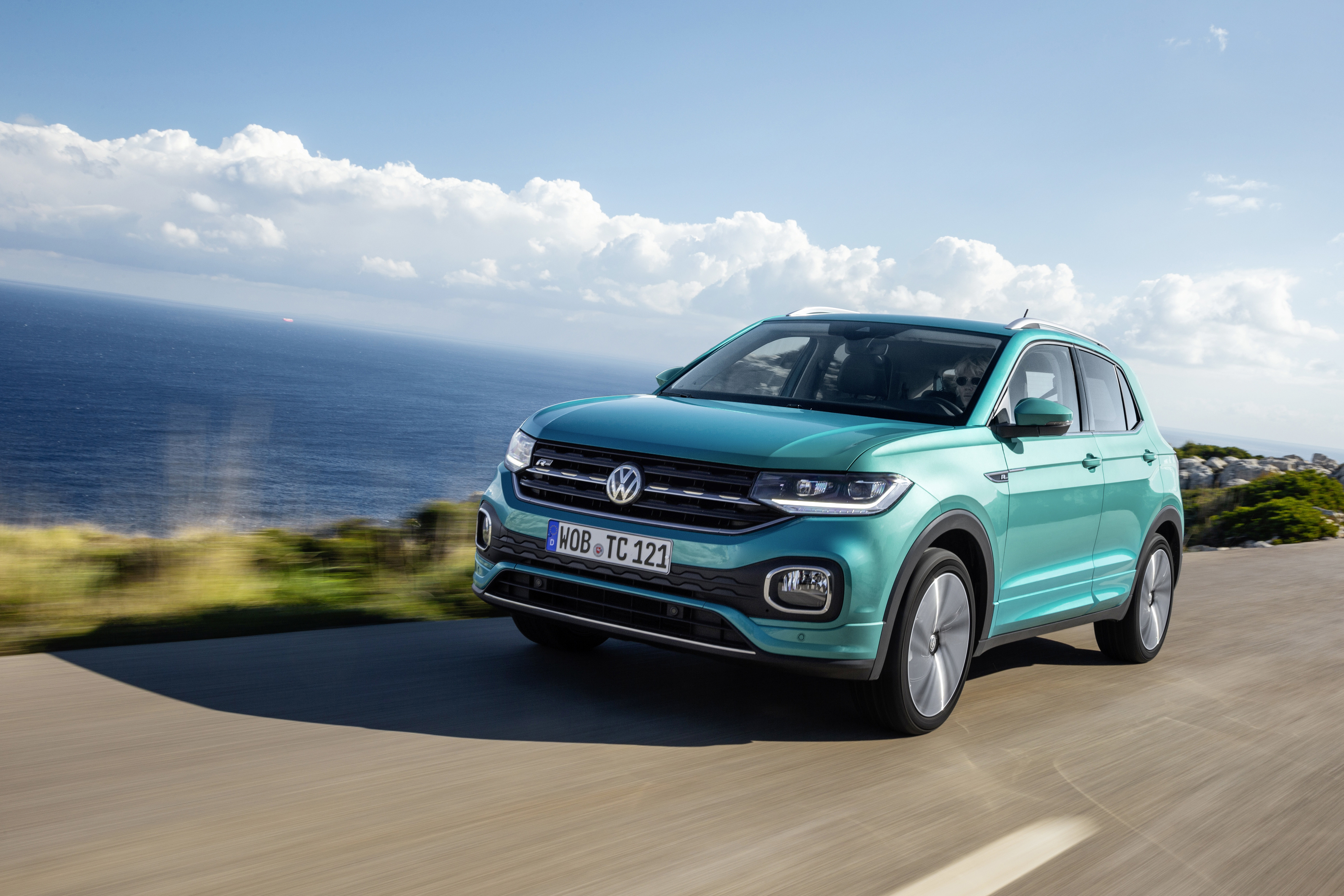 Volkswagen Cross Blue