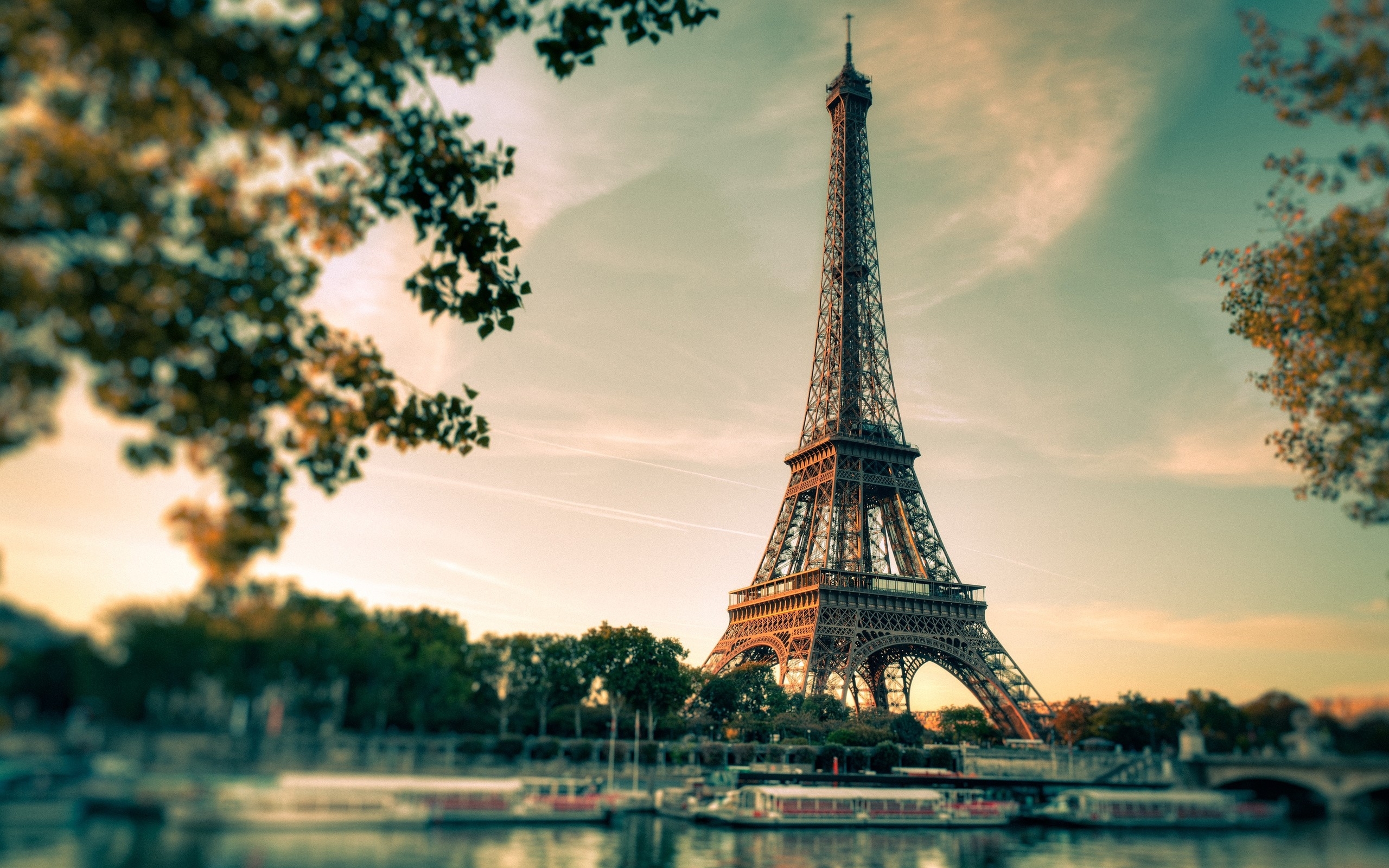 Download mobile wallpaper Sky, Clouds, Landscape, Architecture, Eiffel Tower for free.