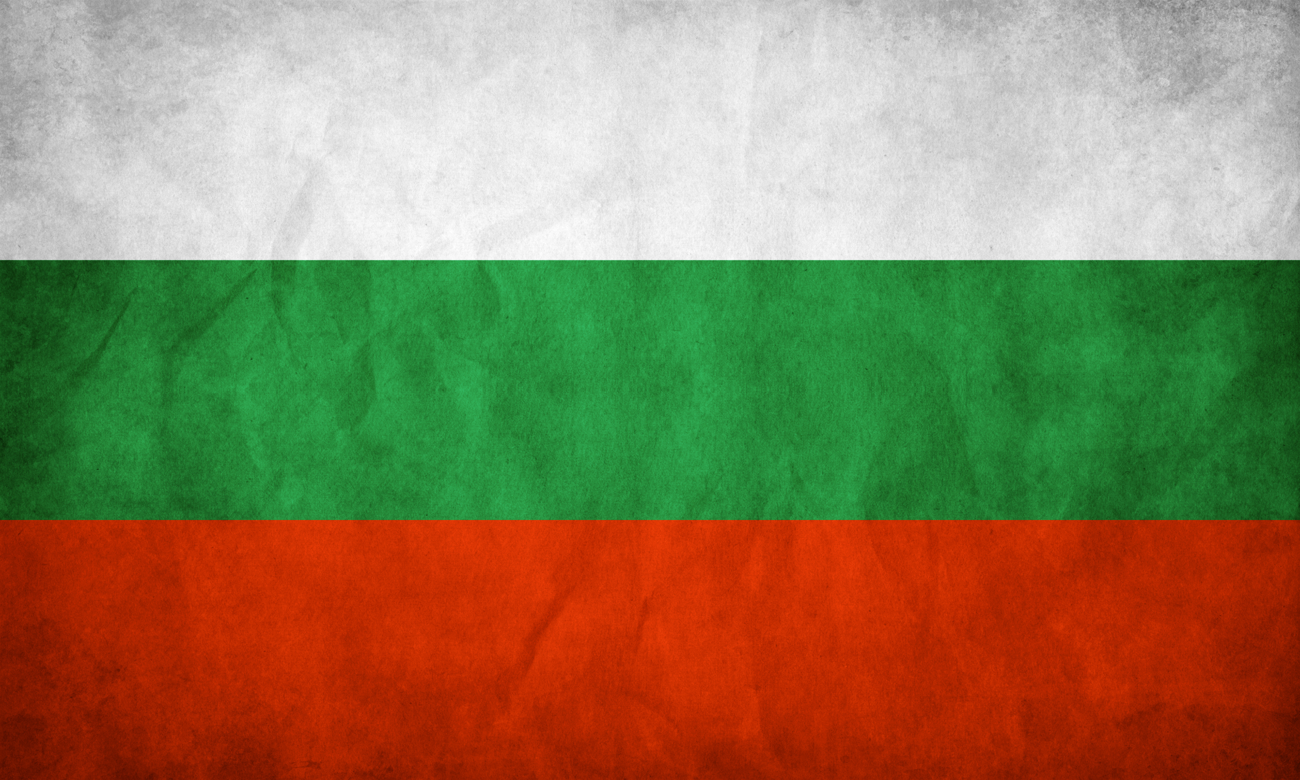 Скачать обои Флаг Болгарии на телефон бесплатно