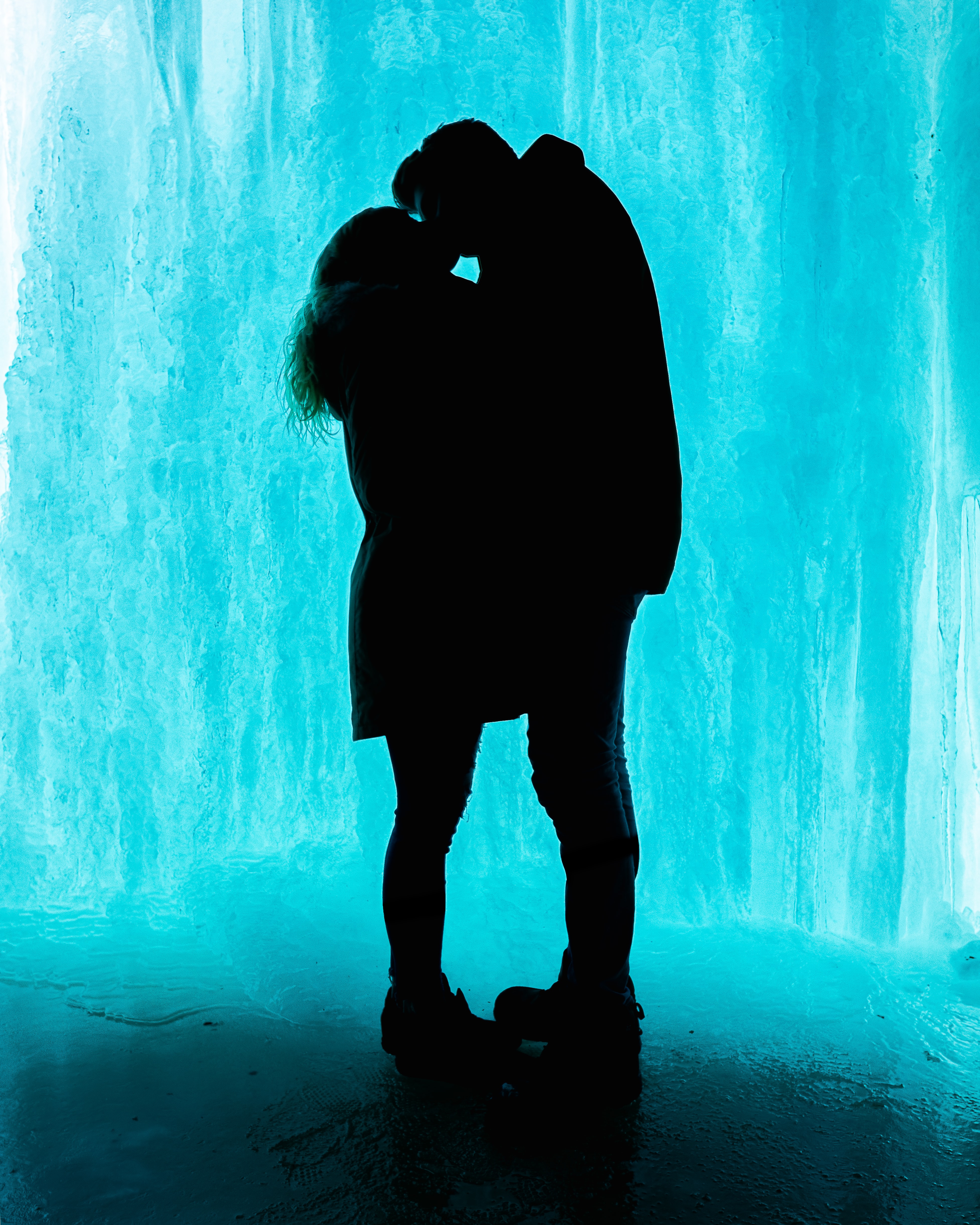 kiss, lovers, love, ice HD wallpaper