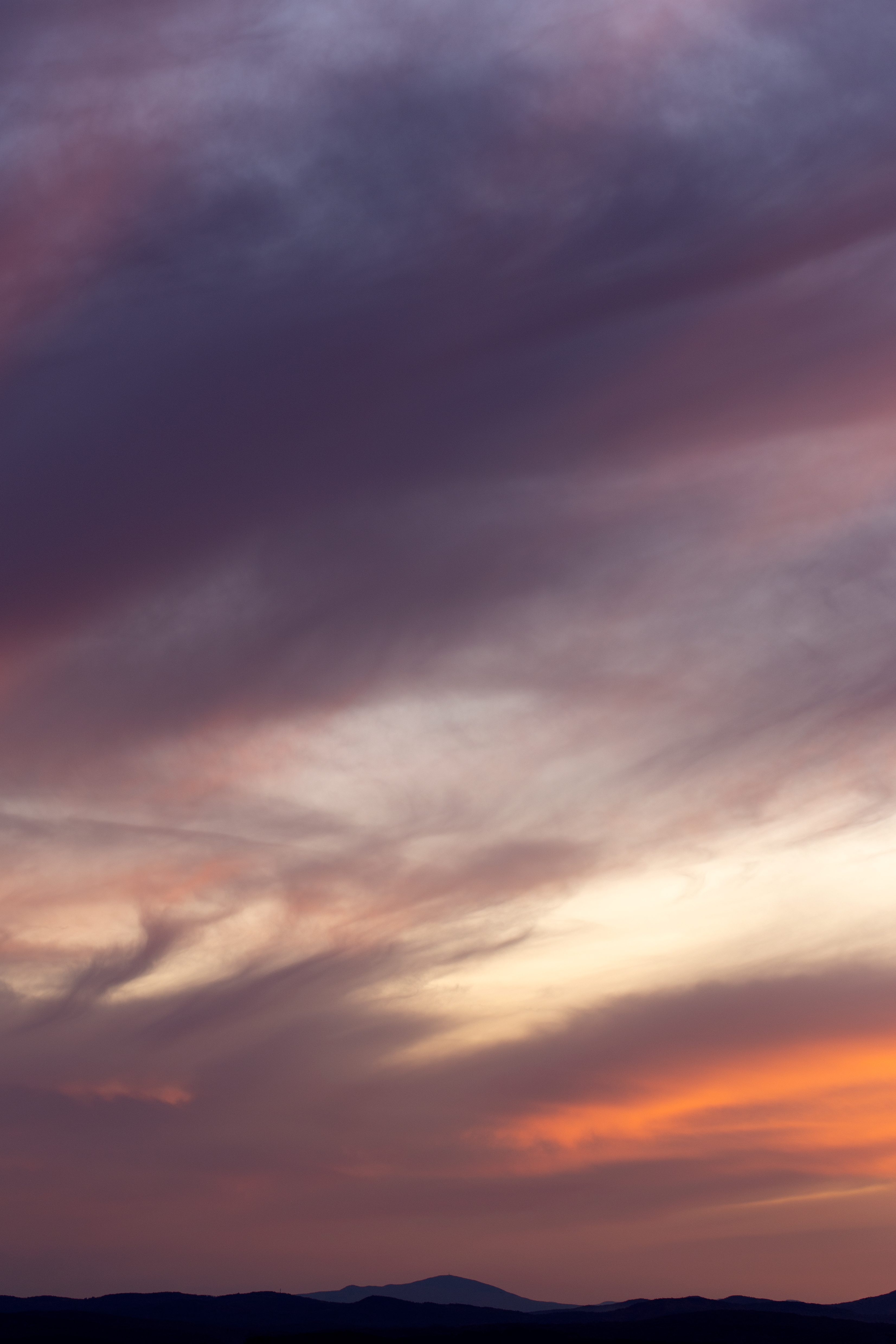 Download mobile wallpaper Sky, Clouds, Dusk, Outlines, Twilight, Mountains, Nature for free.