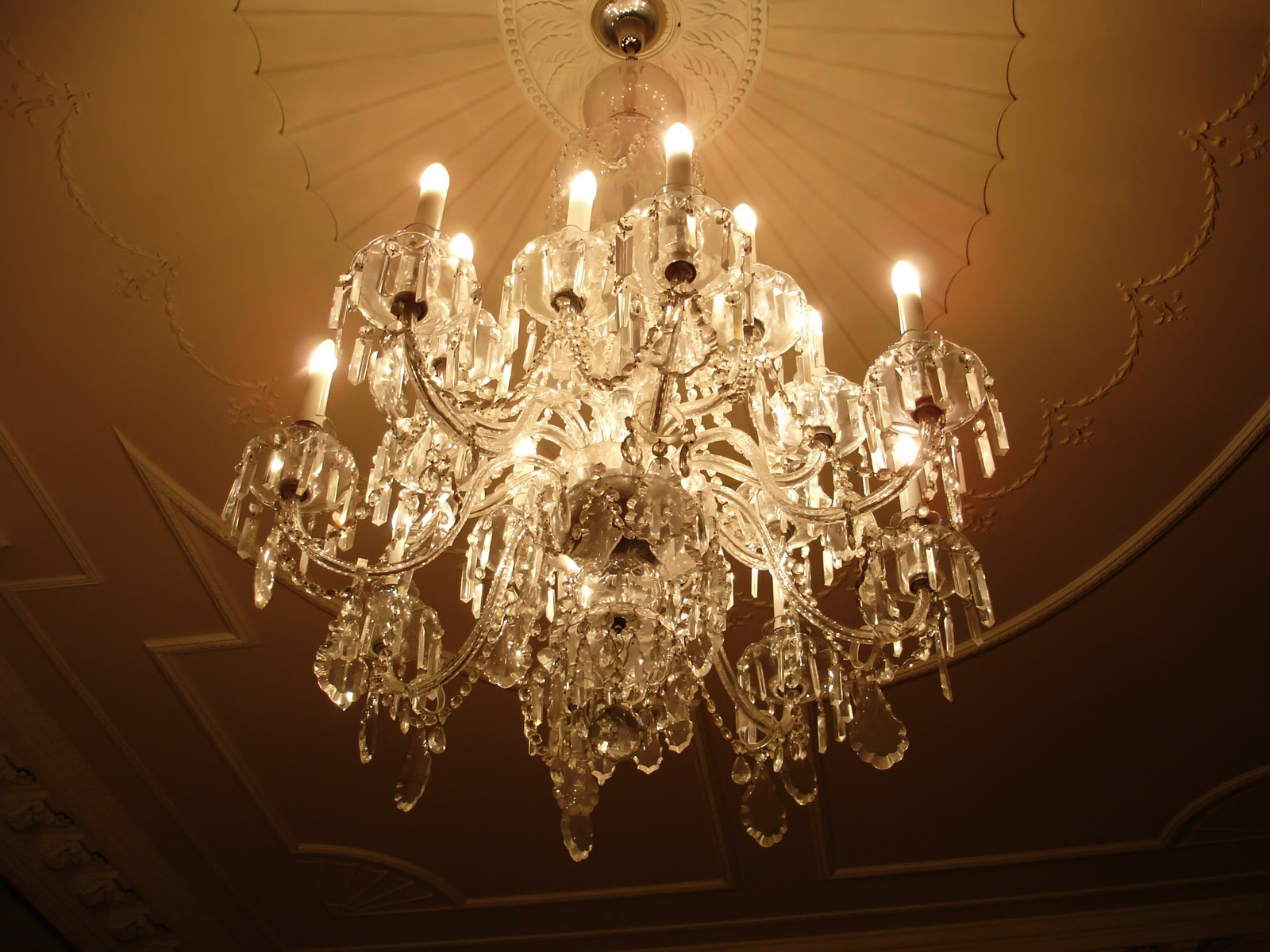Download mobile wallpaper Chandelier, Man Made for free.
