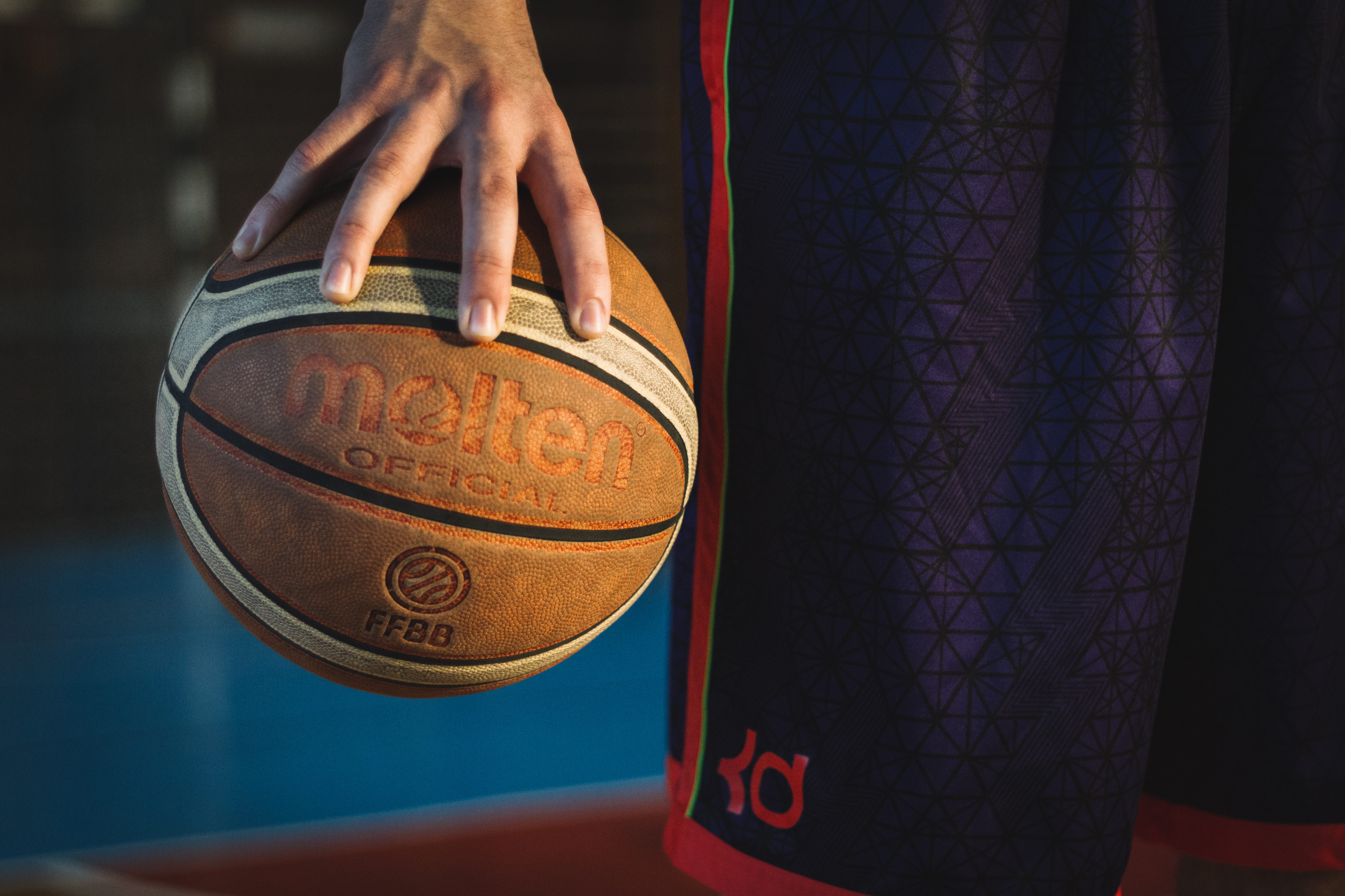 Handy-Wallpaper Sport, Ball, Basketball kostenlos herunterladen.