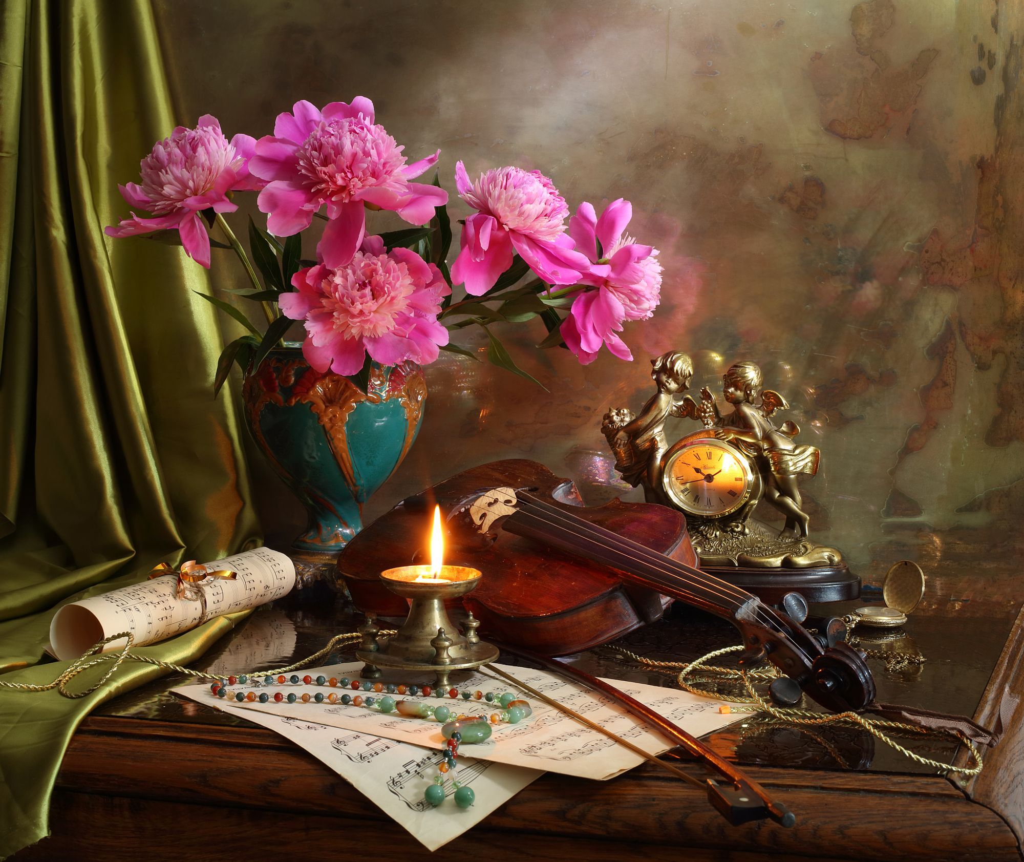 779021 завантажити картинку фотографія, натюрморт, свічка, квітка, рожева квітка, ноти, скрипка - шпалери і заставки безкоштовно