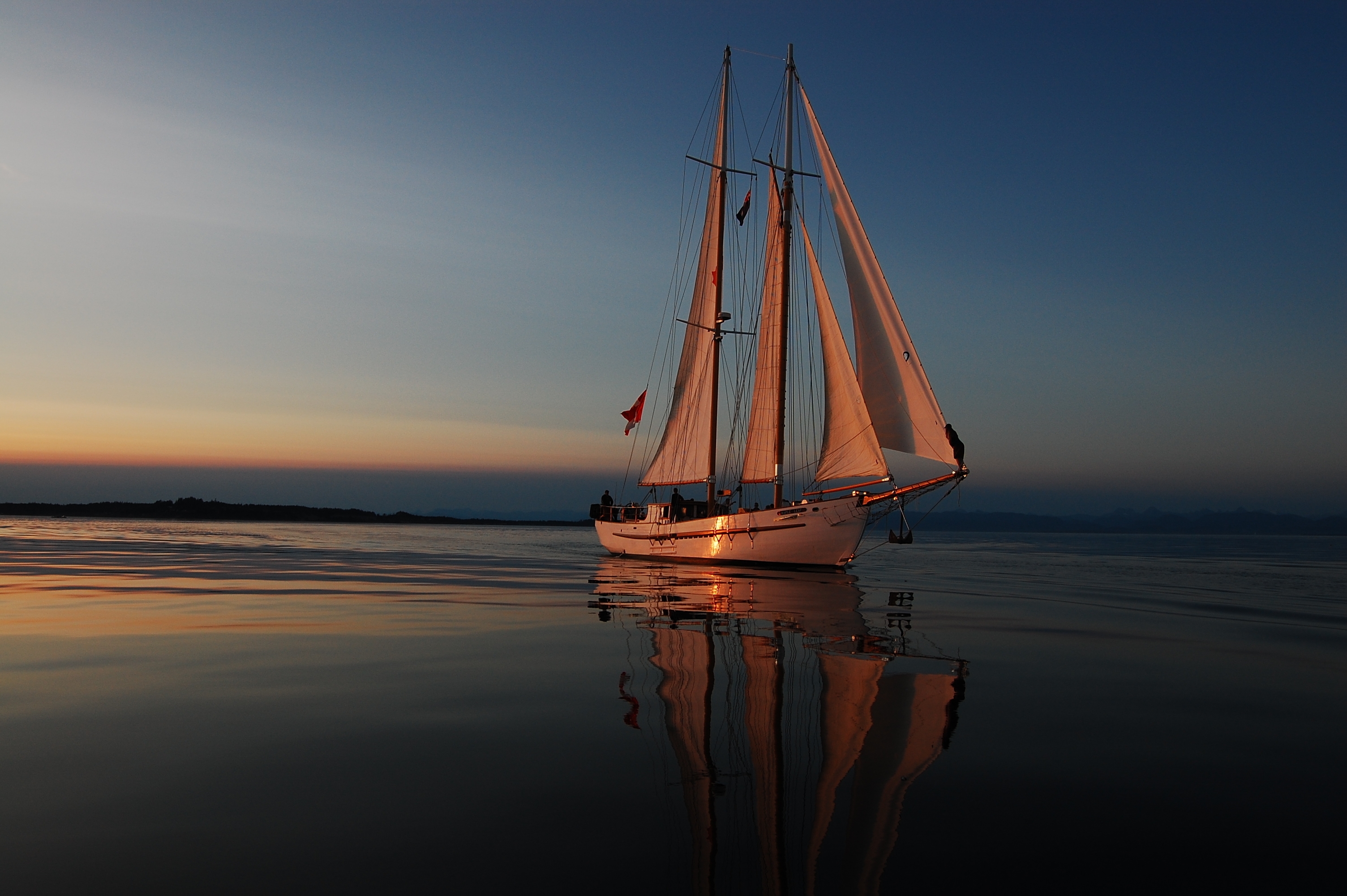 yacht, evening, sail, relaxation, journey, miscellanea, miscellaneous, sails, sea, rest, reflections of the sunset, gleams of the sunset