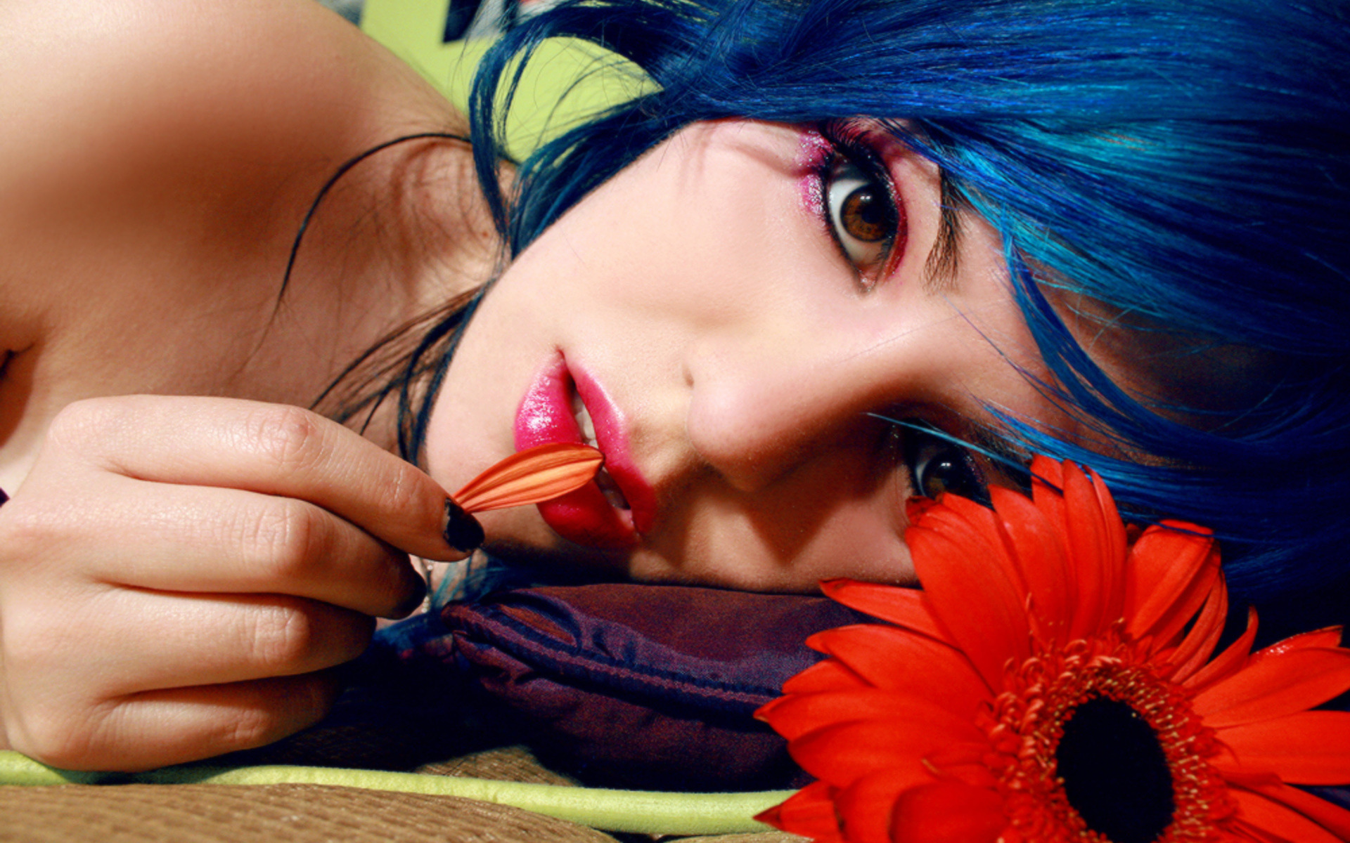 blue, women, artistic, blue hair, brown eyes, gerbera, hair, lipstick, petal mobile wallpaper