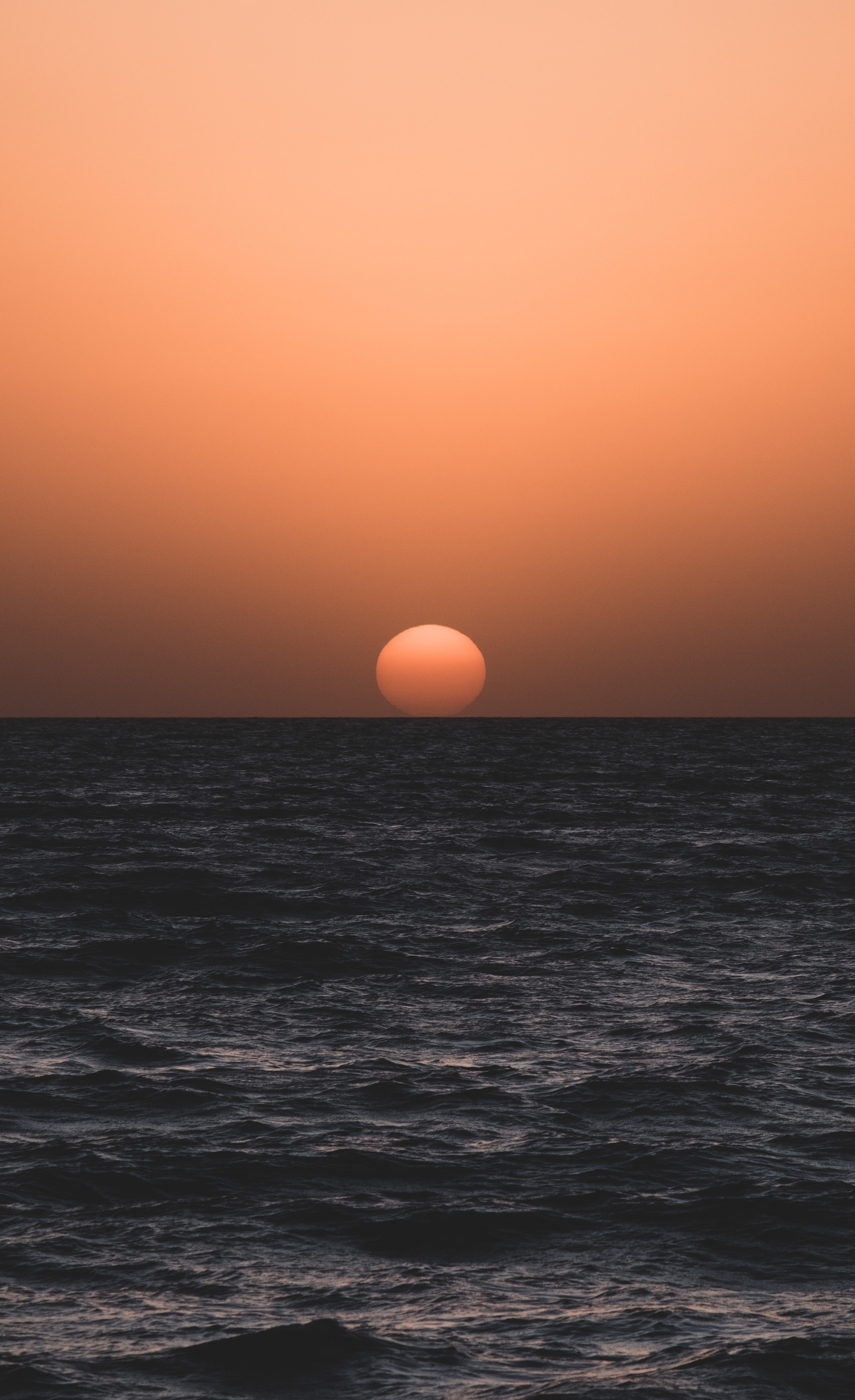 55677 Hintergrundbild herunterladen sunset, natur, wasser, sea, waves, dämmerung, twilight - Bildschirmschoner und Bilder kostenlos