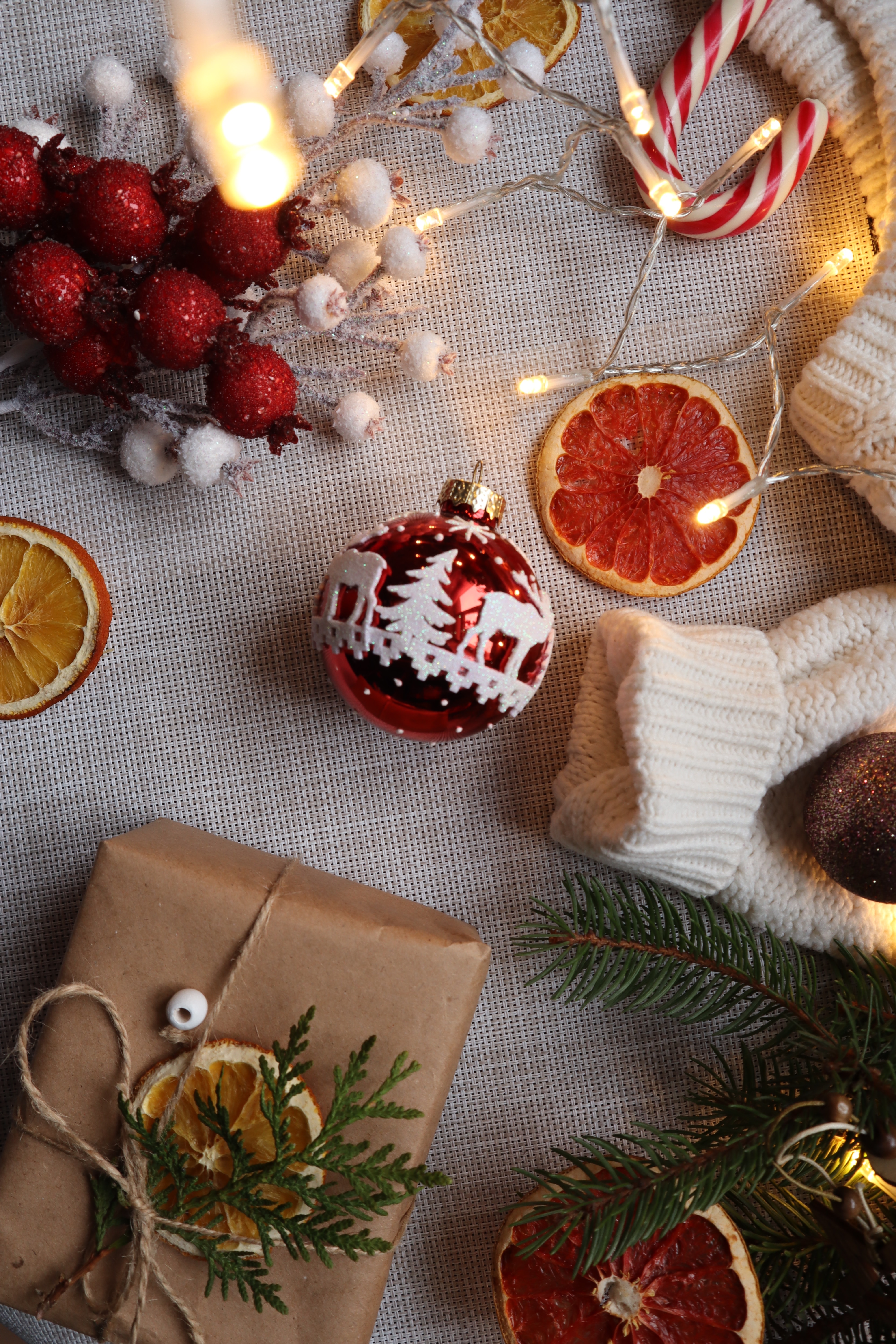 christmas, decorations, garlands, holidays, new year, garland, mood HD wallpaper