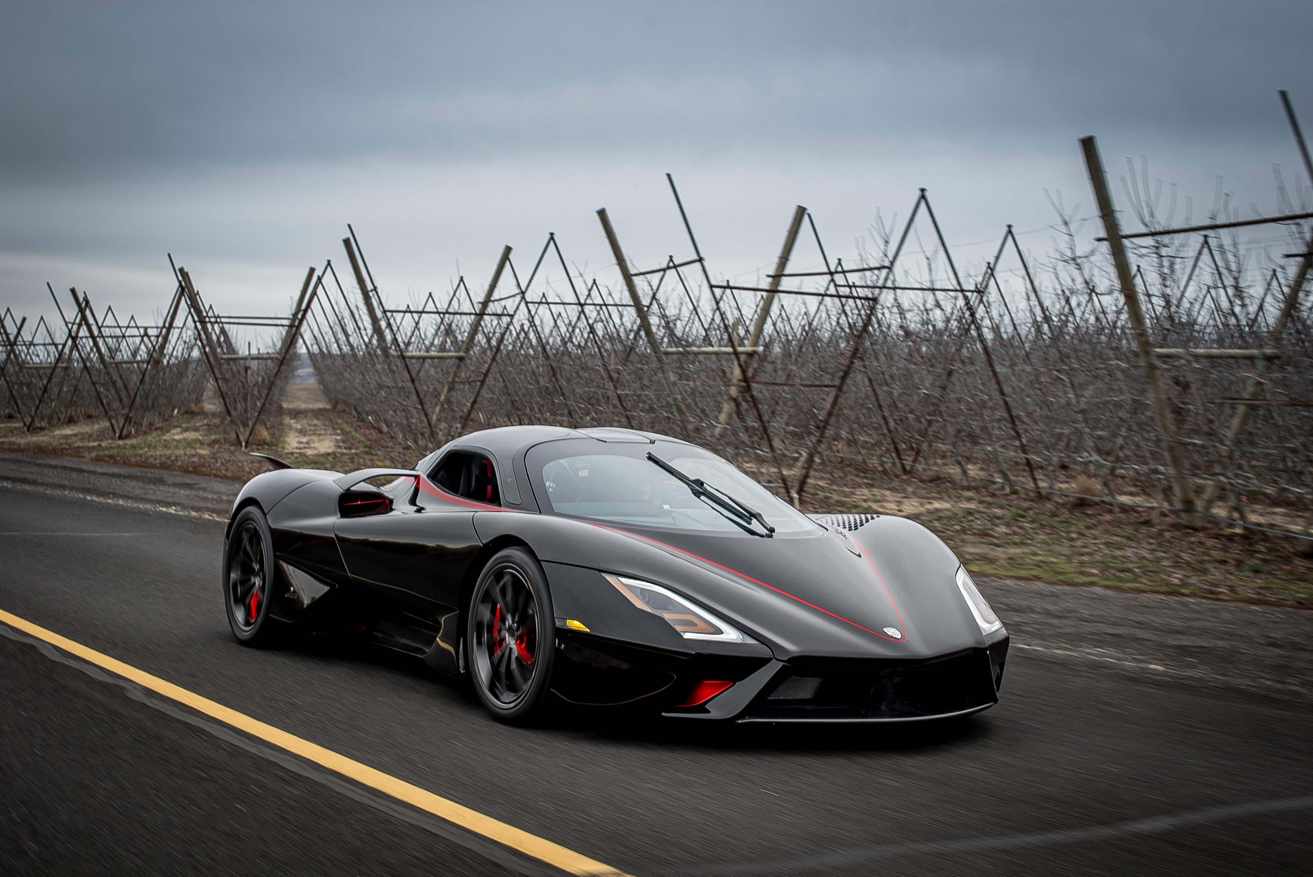 гиперкар ssc tuatara