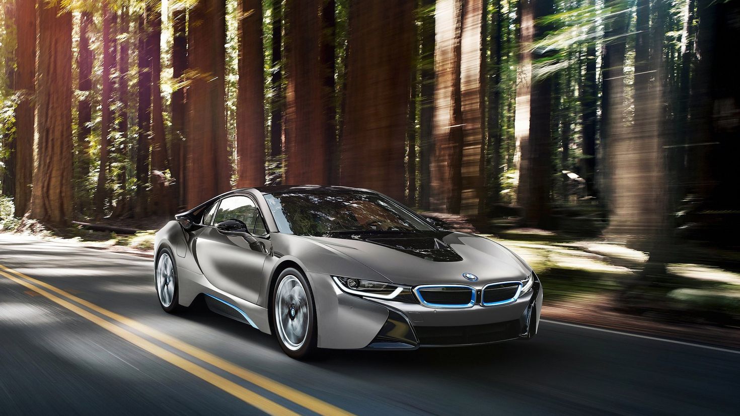 Гибридный спорткар BMW i8