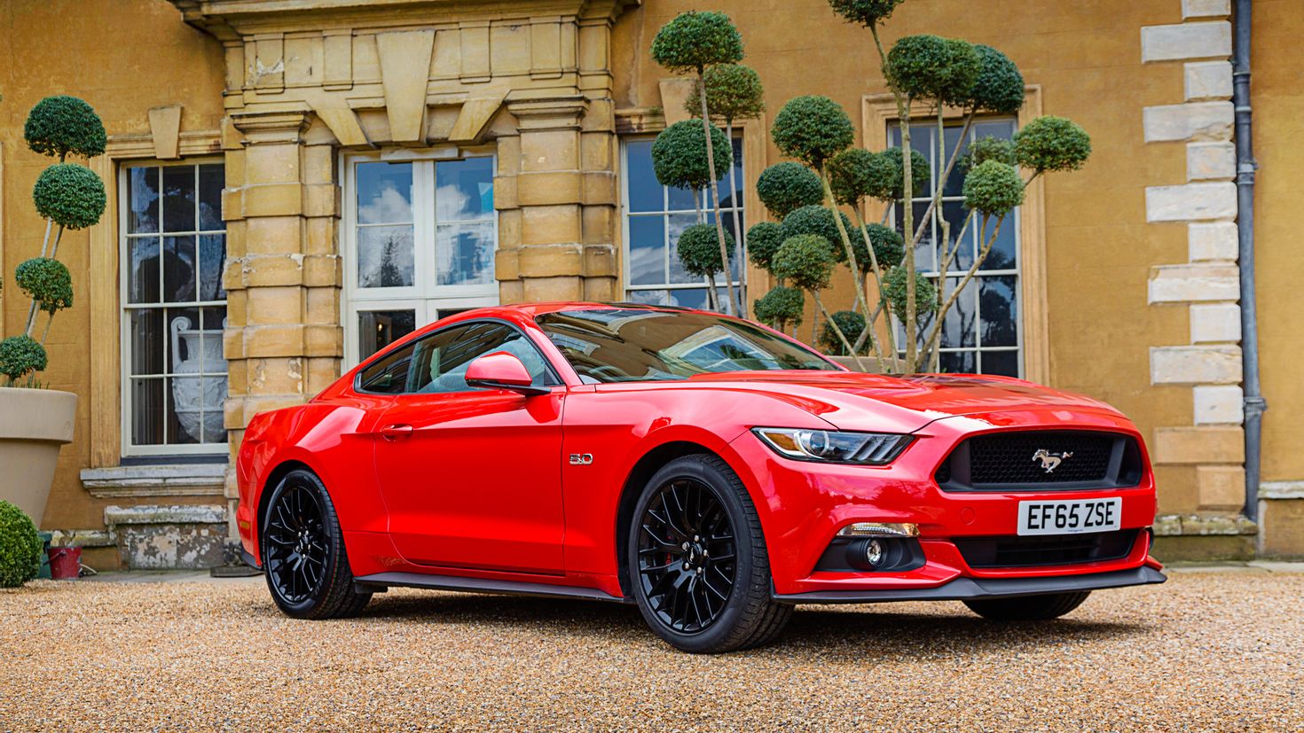 Ford Mustang 2015 красный