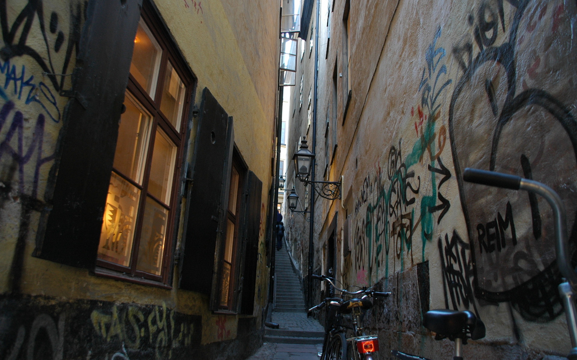 paint, artistic, graffiti, alley, city, urban mobile wallpaper