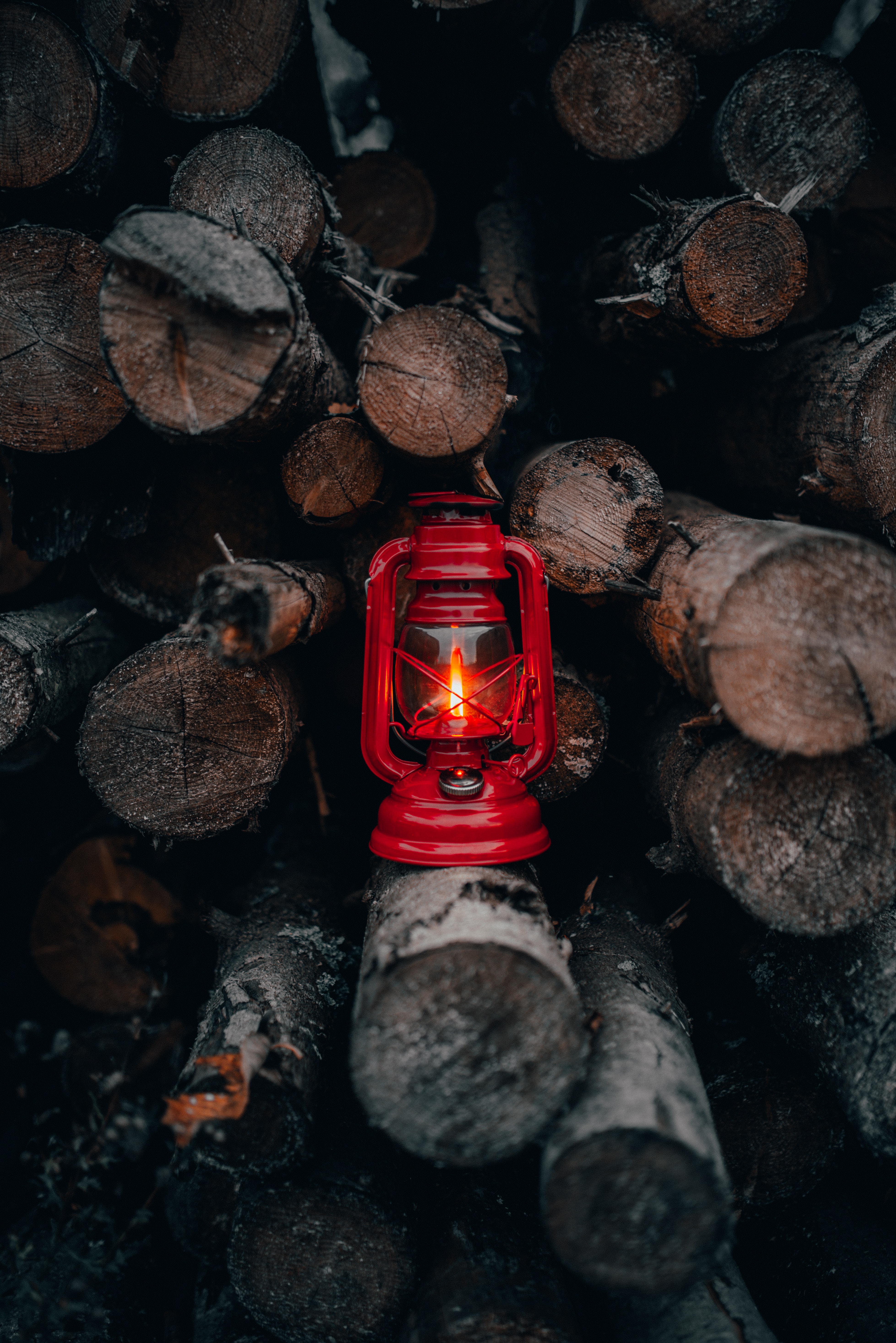 light, miscellaneous, shine, fire, miscellanea, firewood, red, lantern, lamp Phone Background